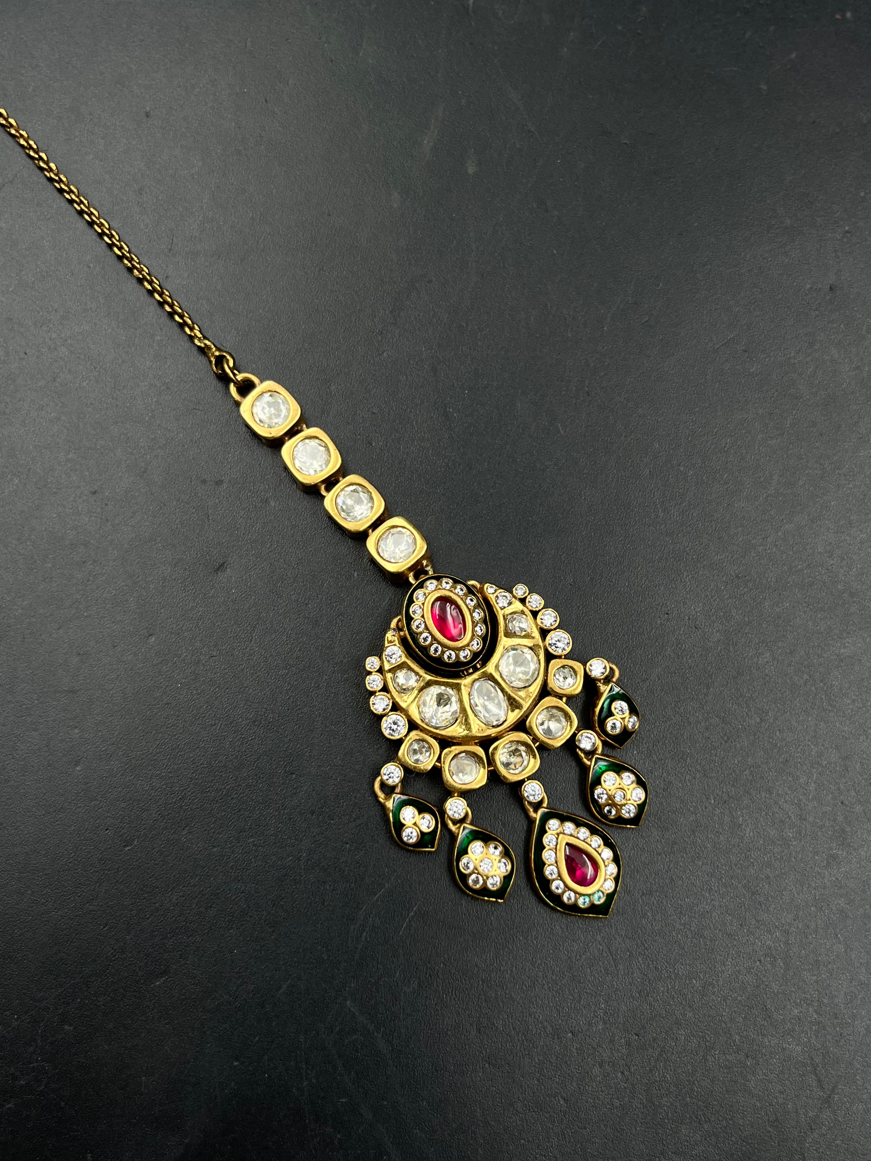 KAVYA NECKLACE