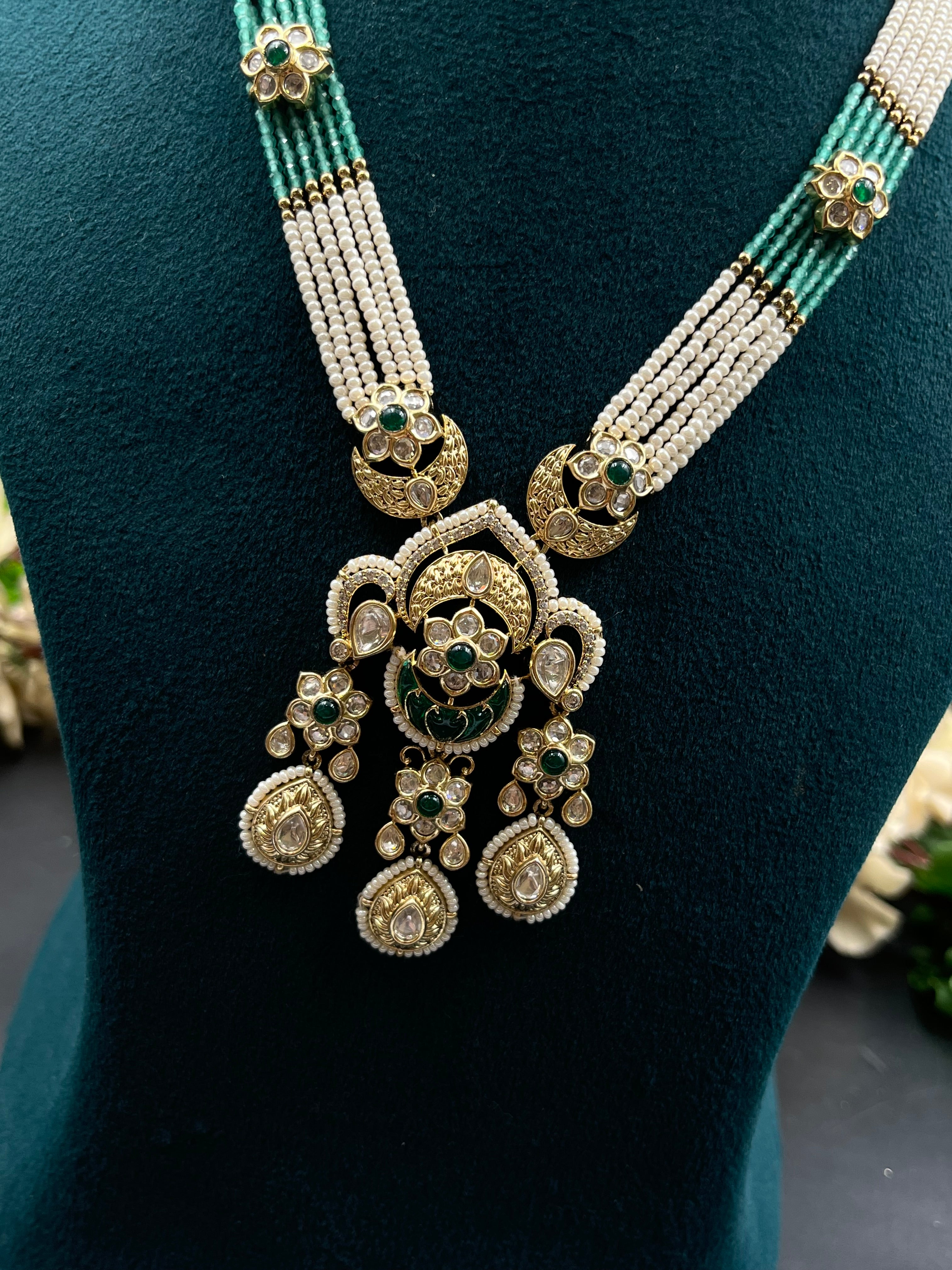 FIYA NECKLACE