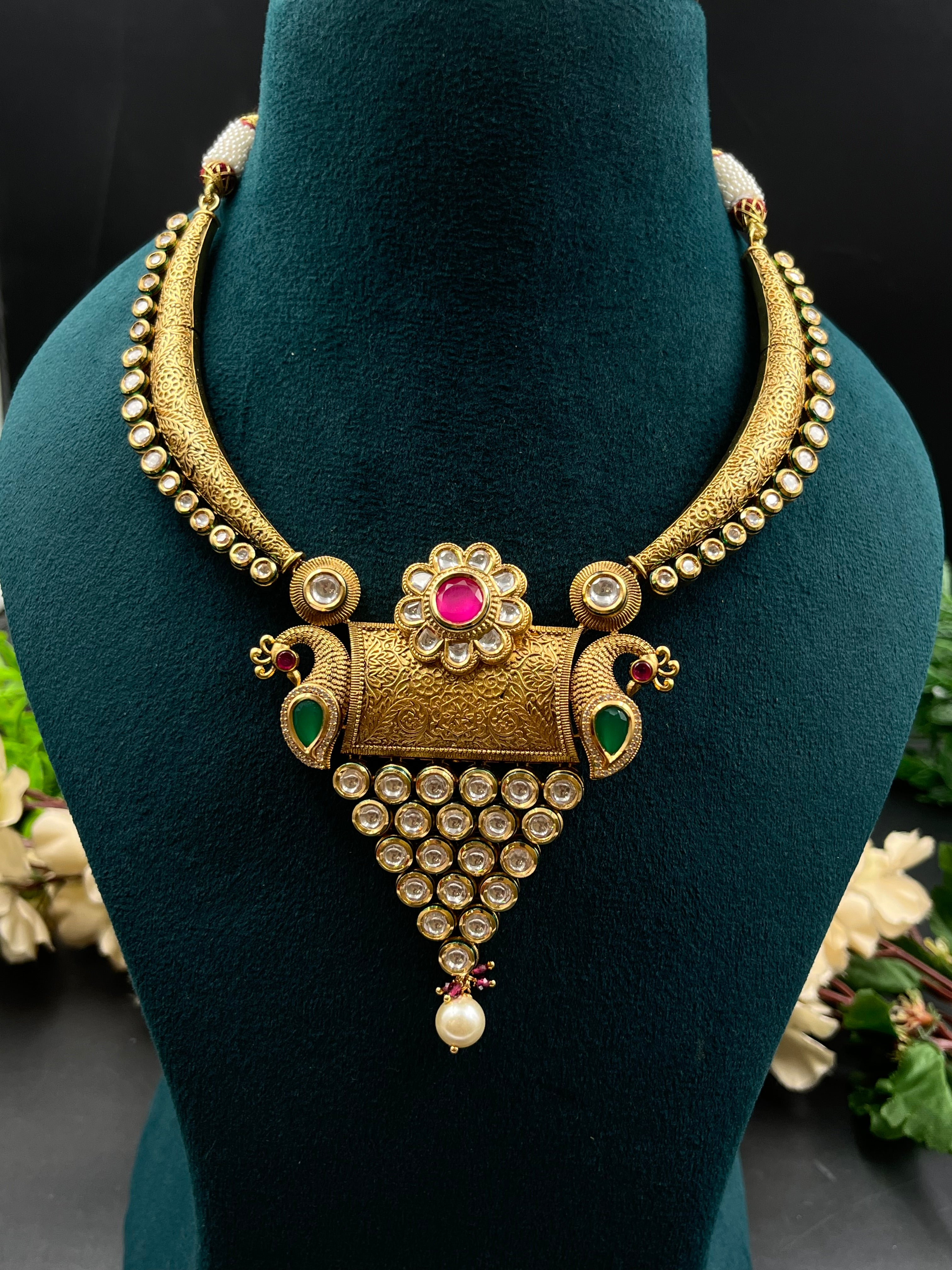 RISHA NECKLACE