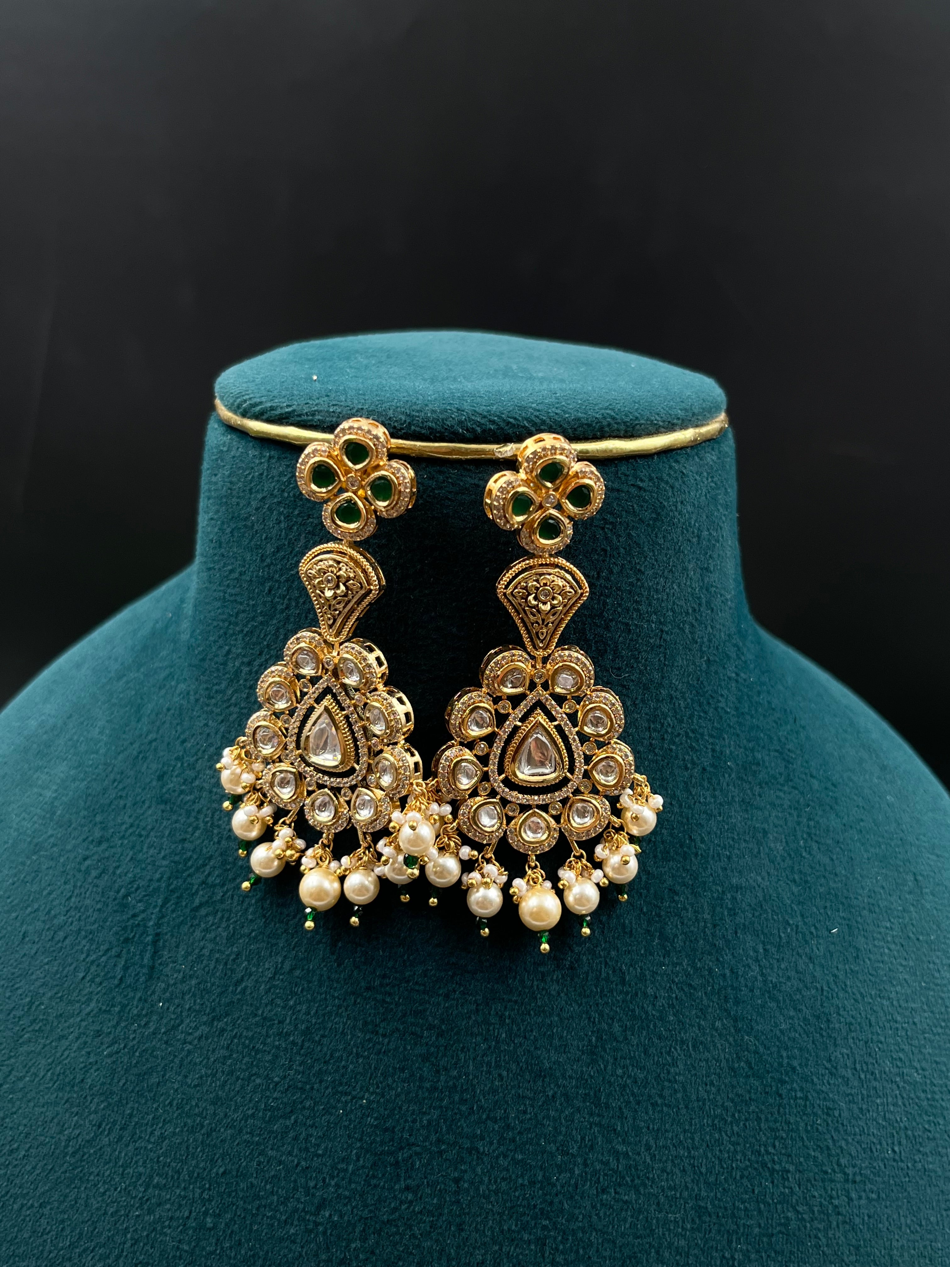 SIVANU NECKLACE