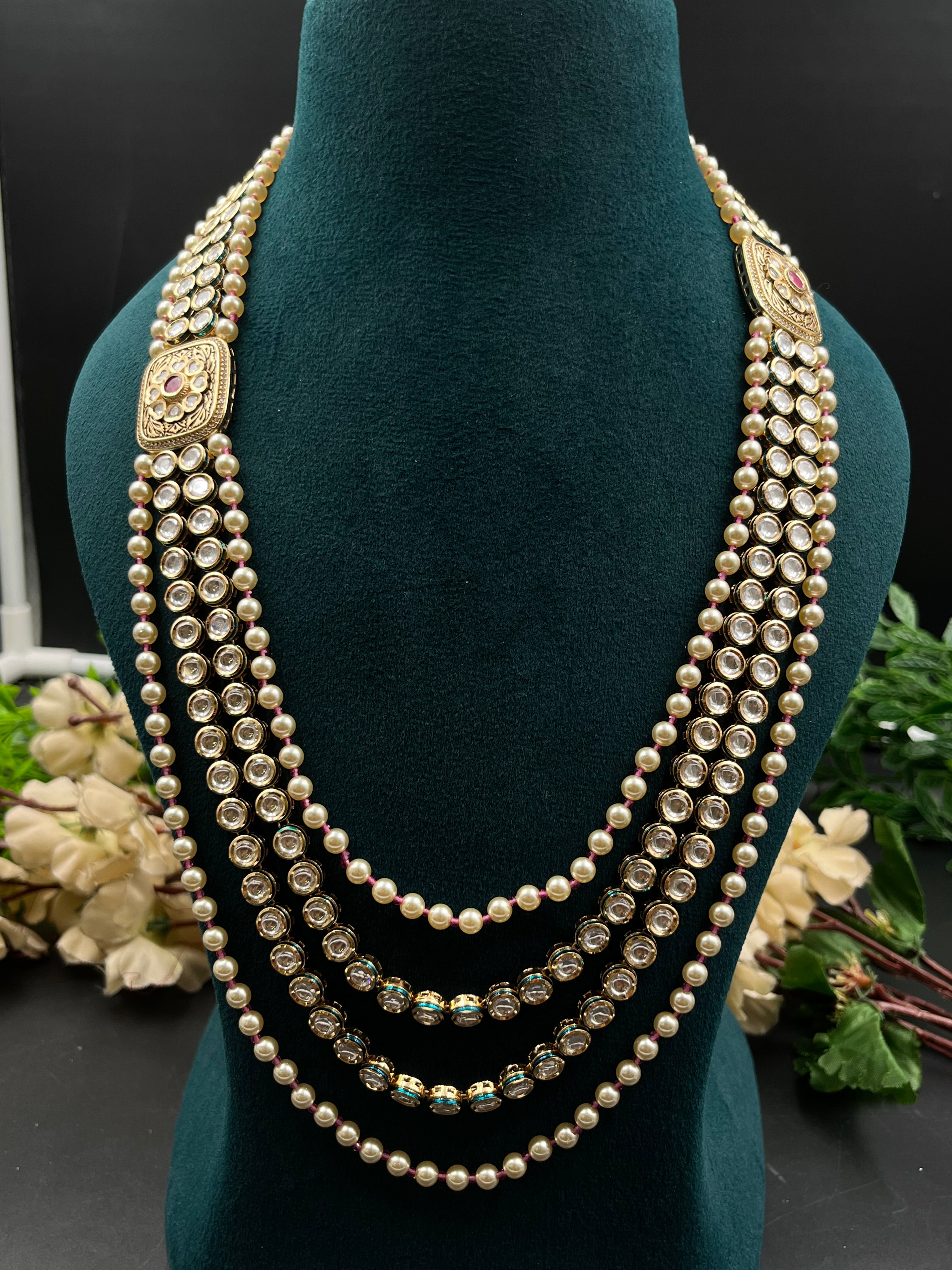 ISIKI NECKLACE