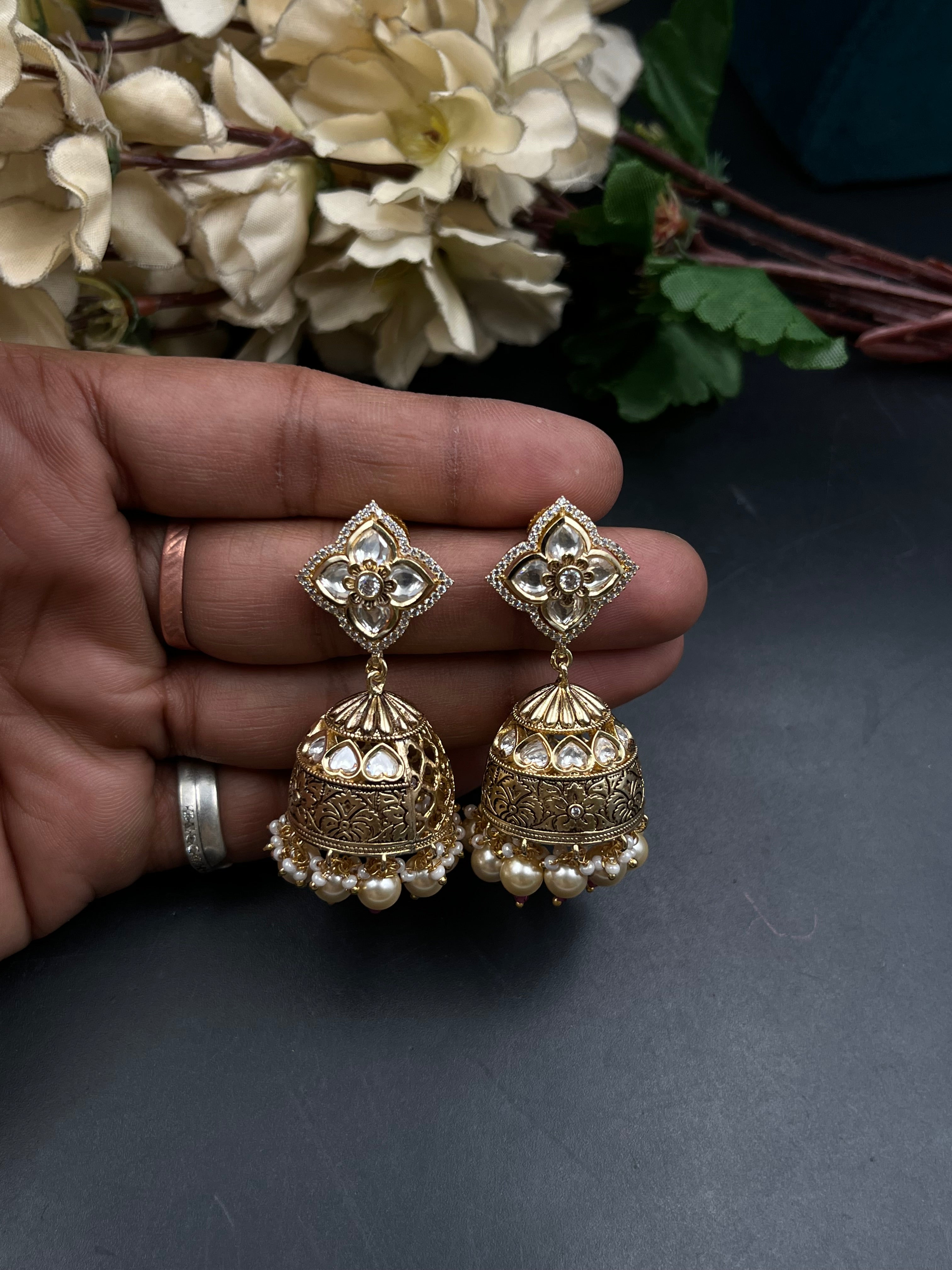 ANSHU NECKLACE