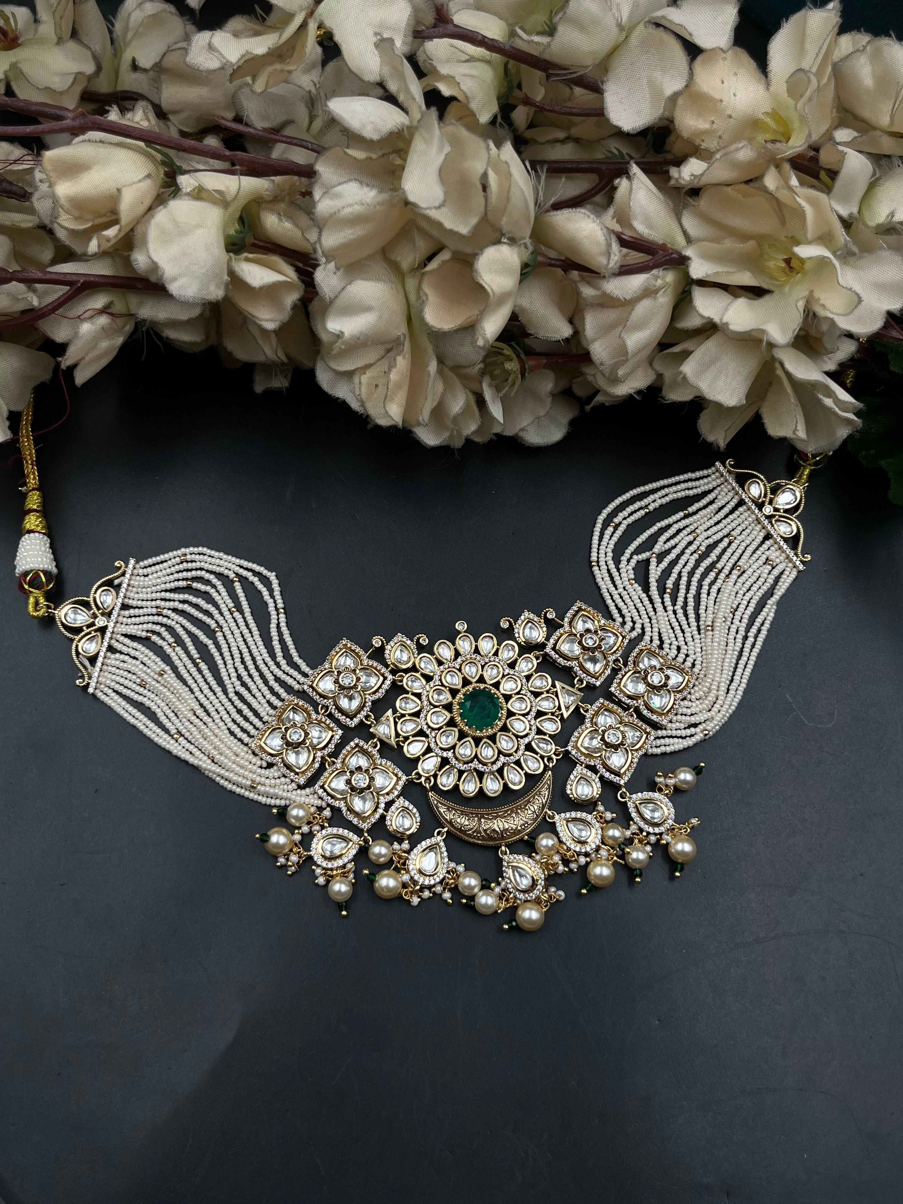 ANSHU NECKLACE