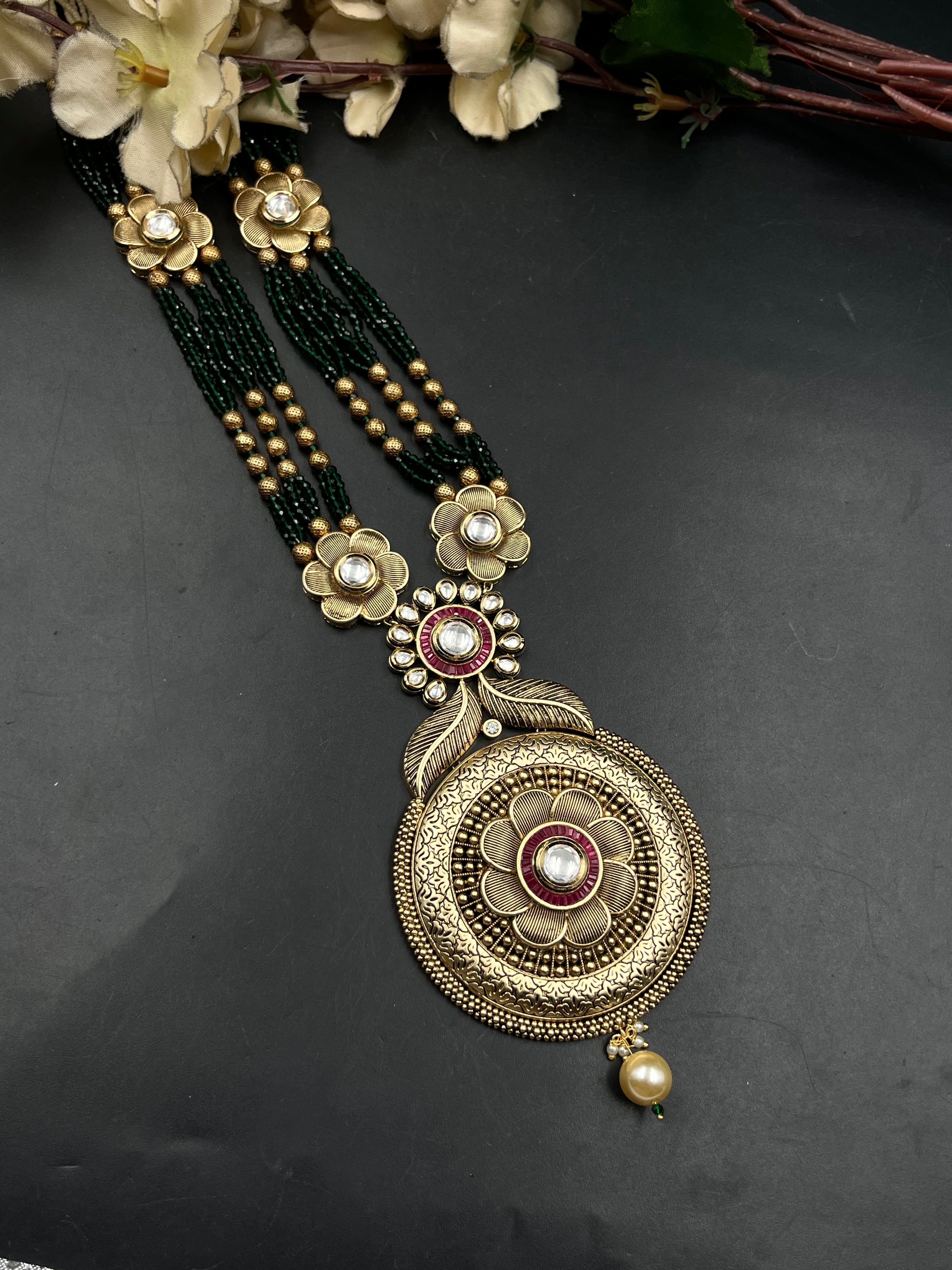 BABITA NECKLACE