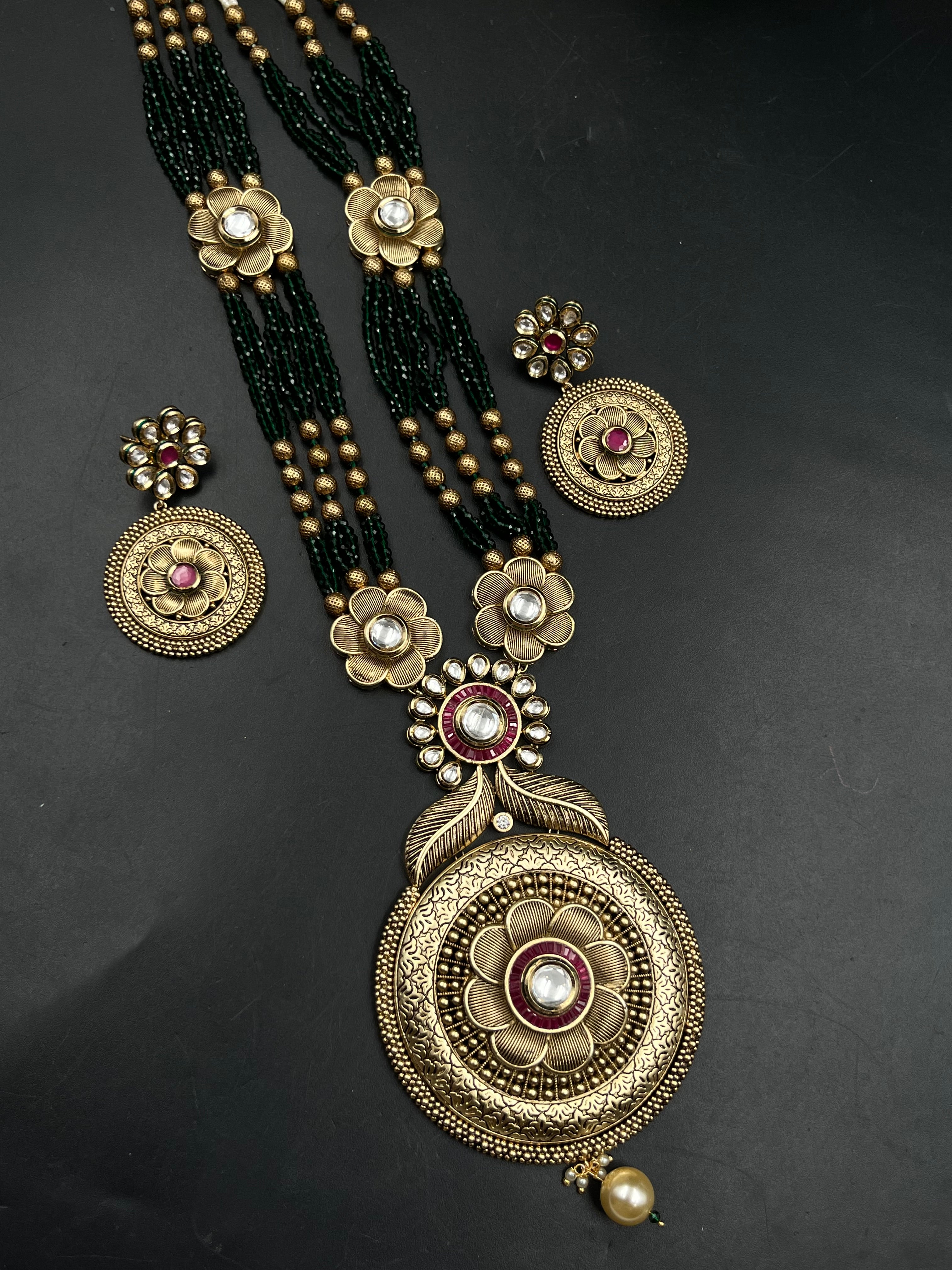 BABITA NECKLACE