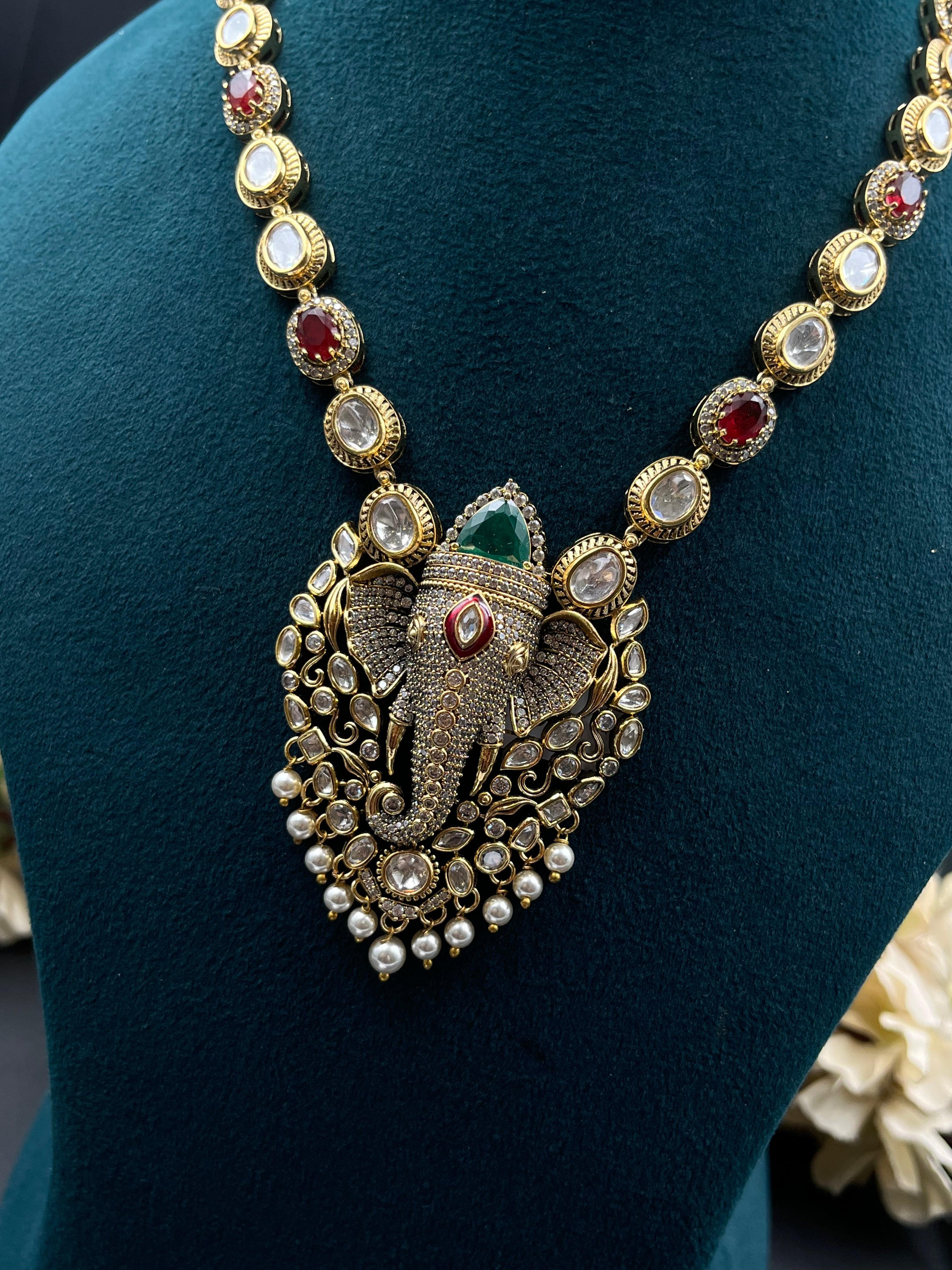 SHERYA NECKLACE
