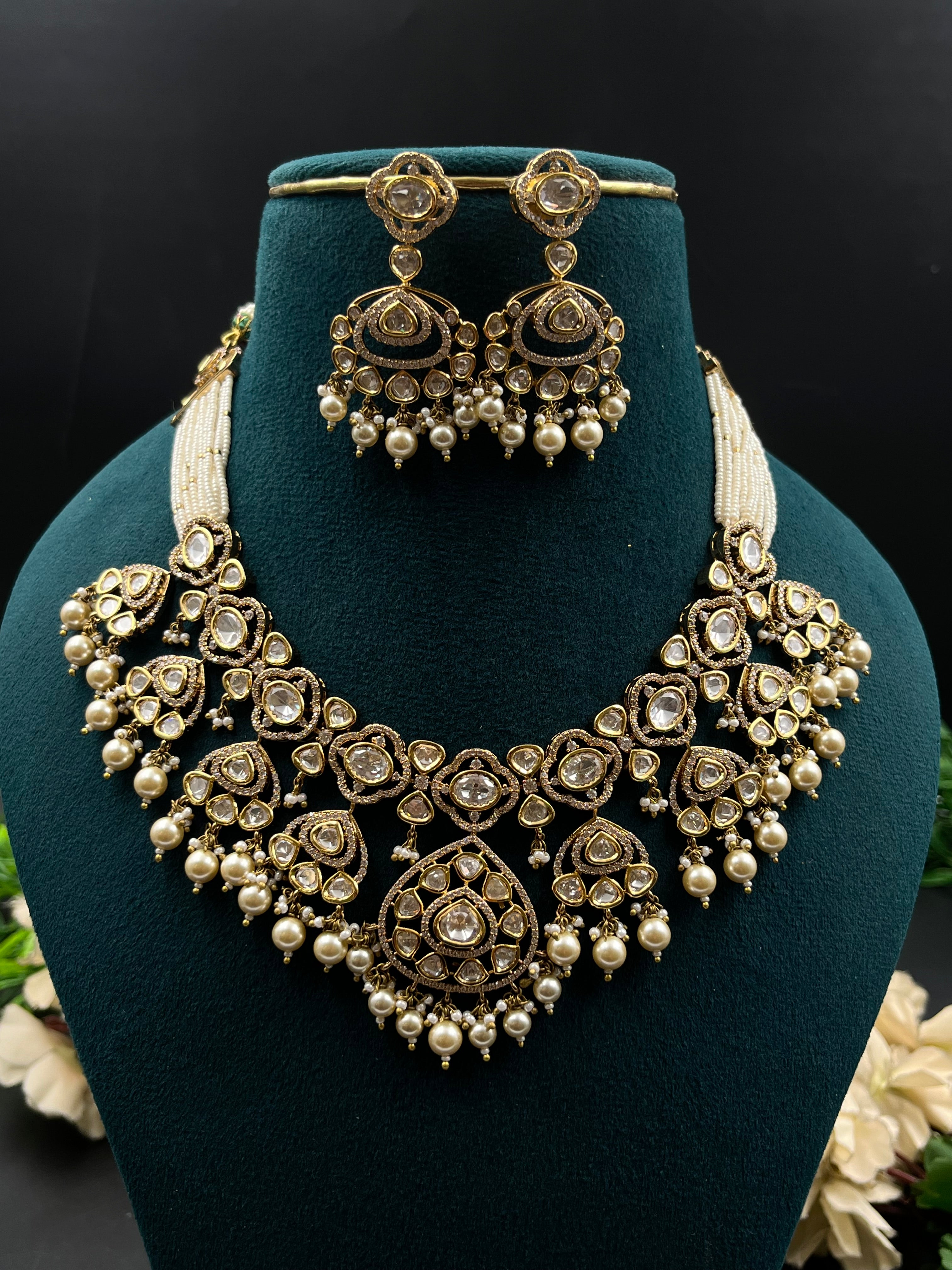 ROHANI NECKLACE