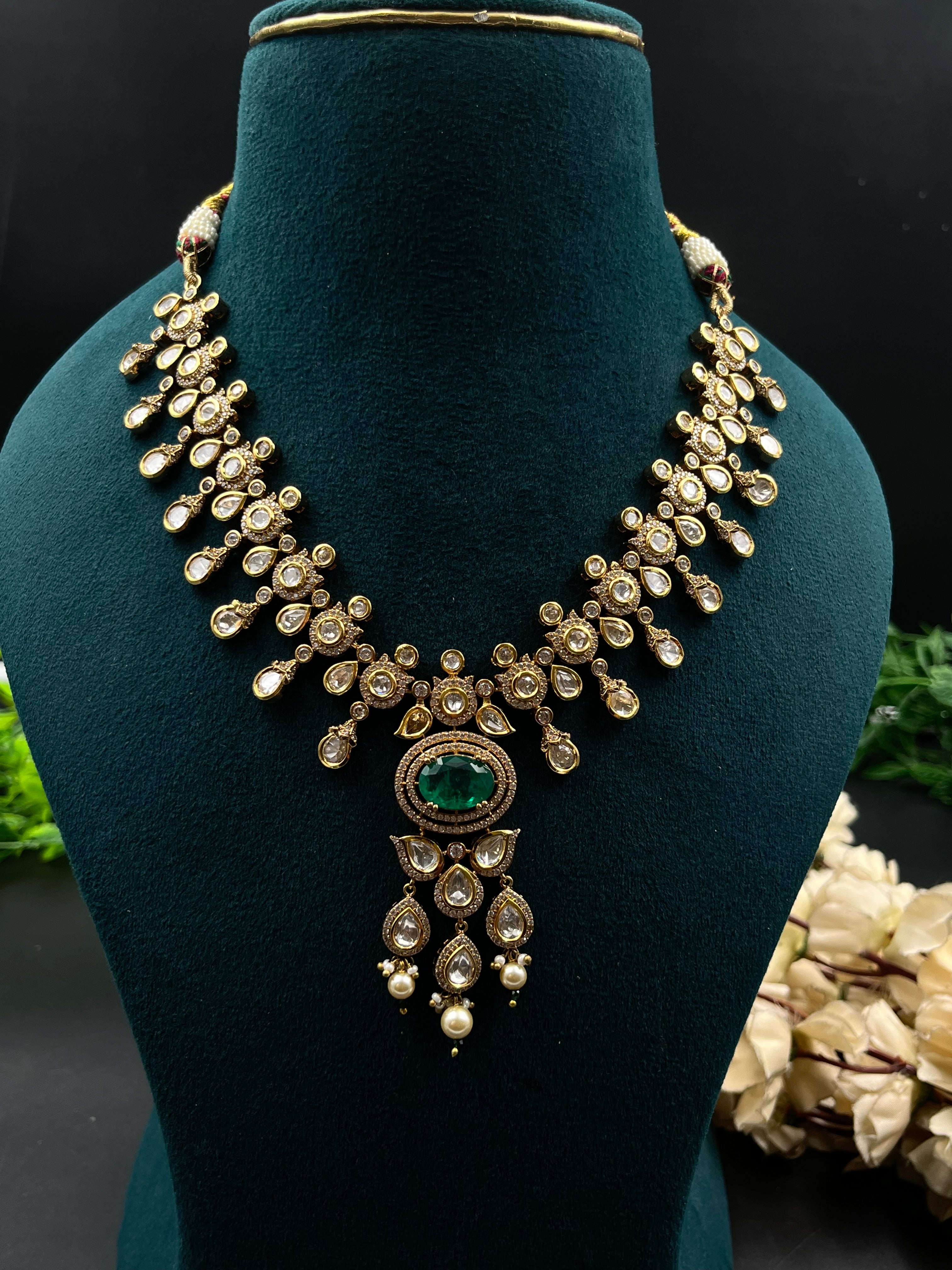 KANIKLA NECKLACE