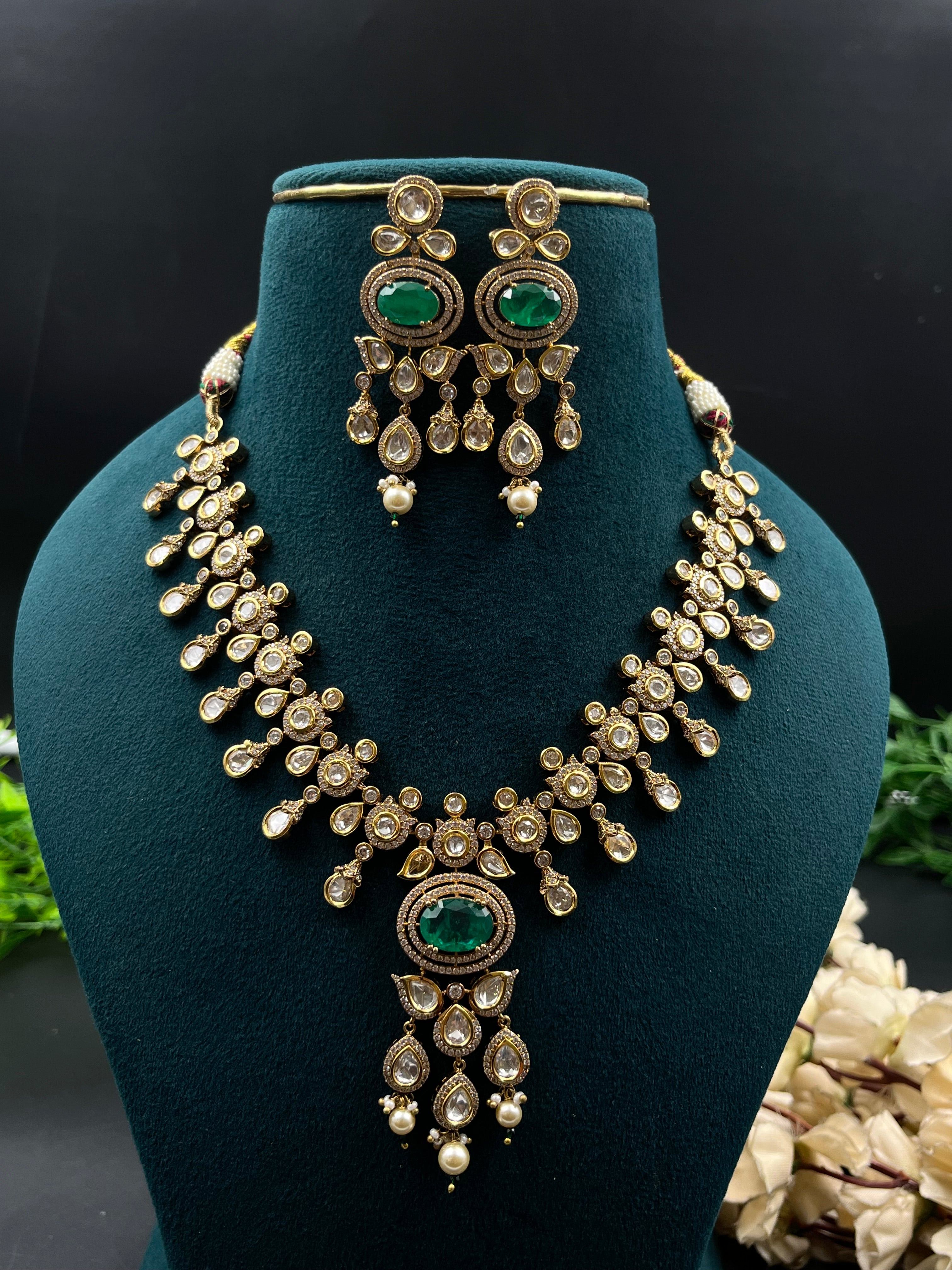 KANIKLA NECKLACE