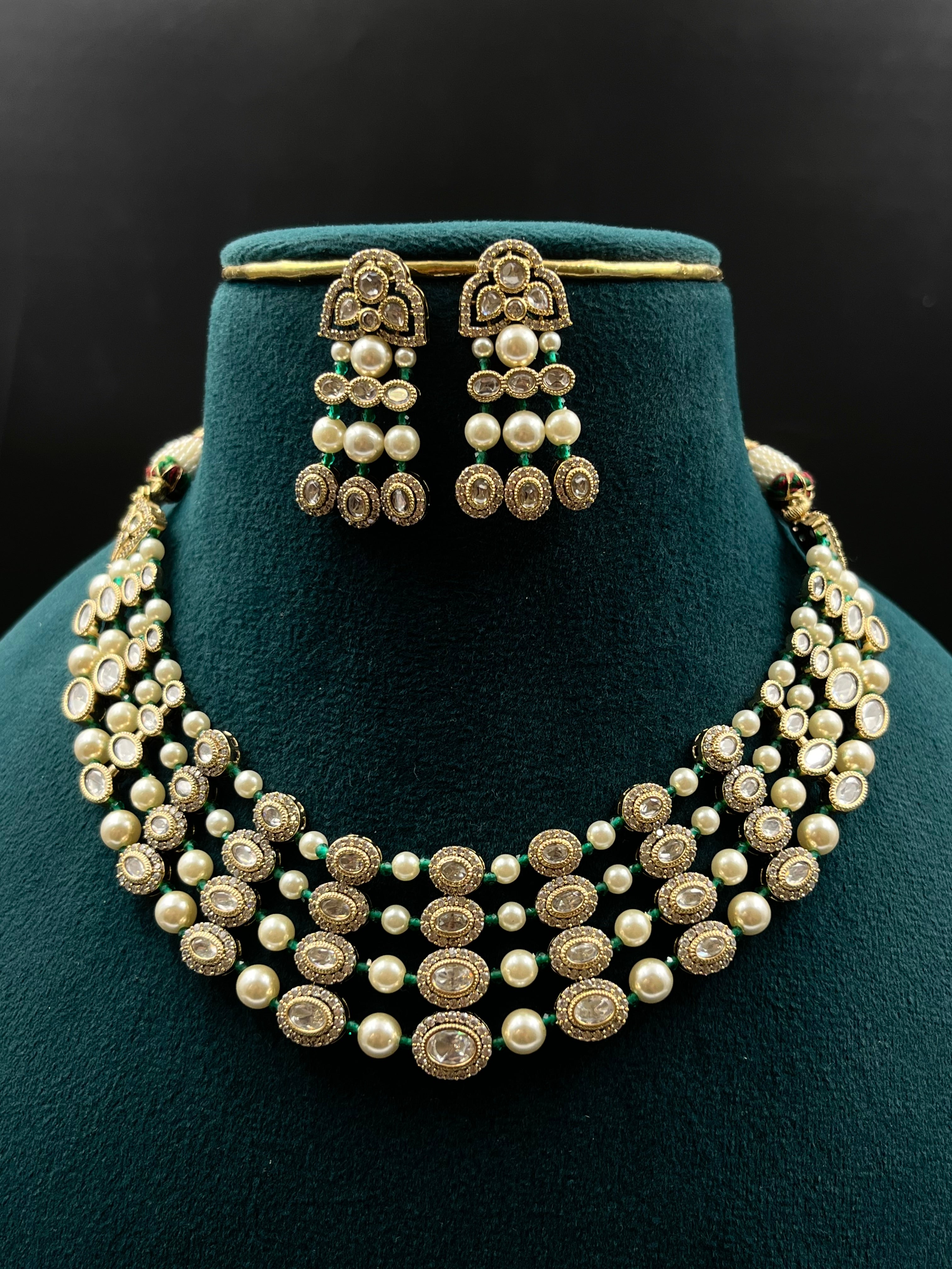 SNKU NECKLACE
