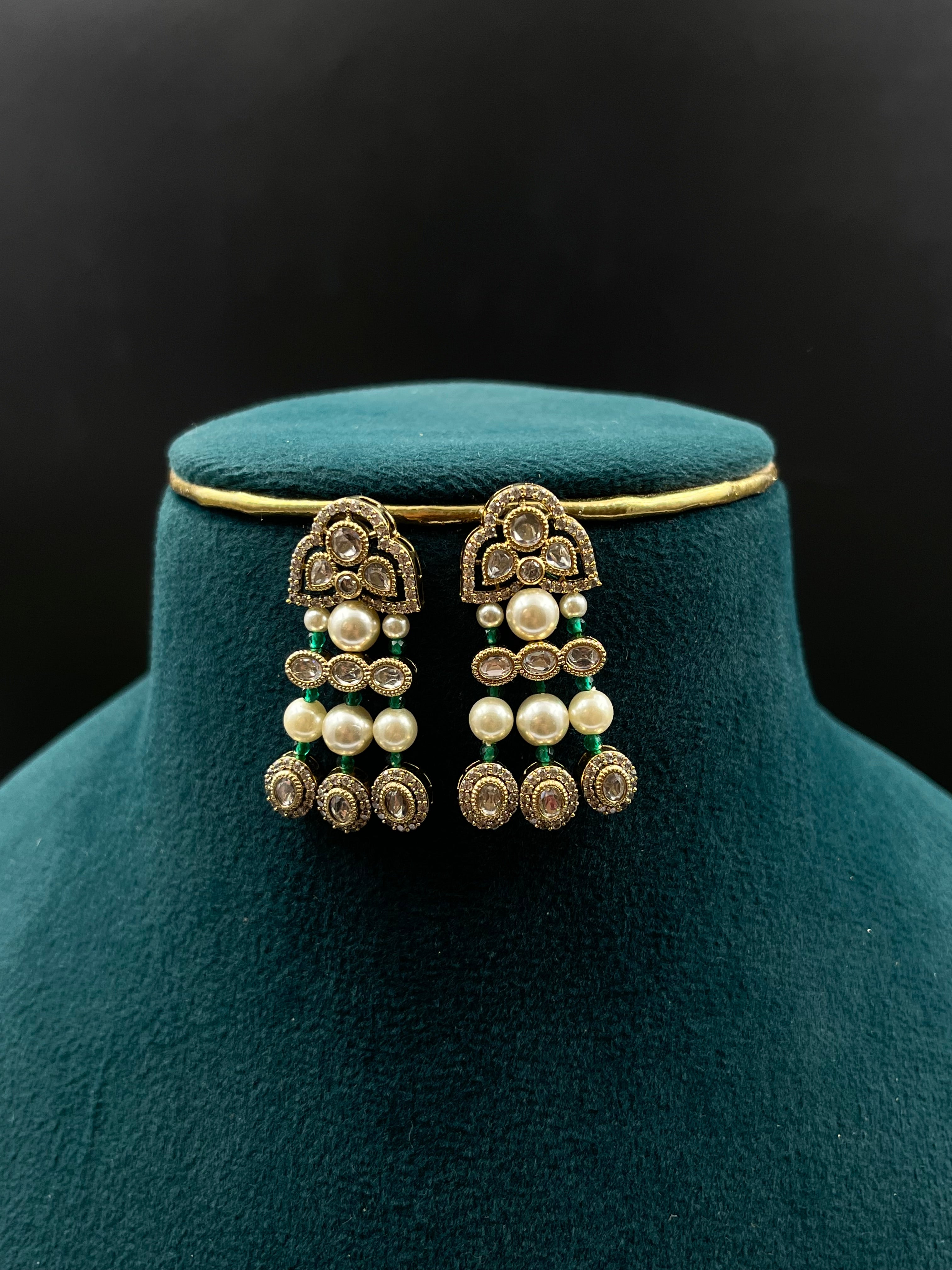 SNKU NECKLACE