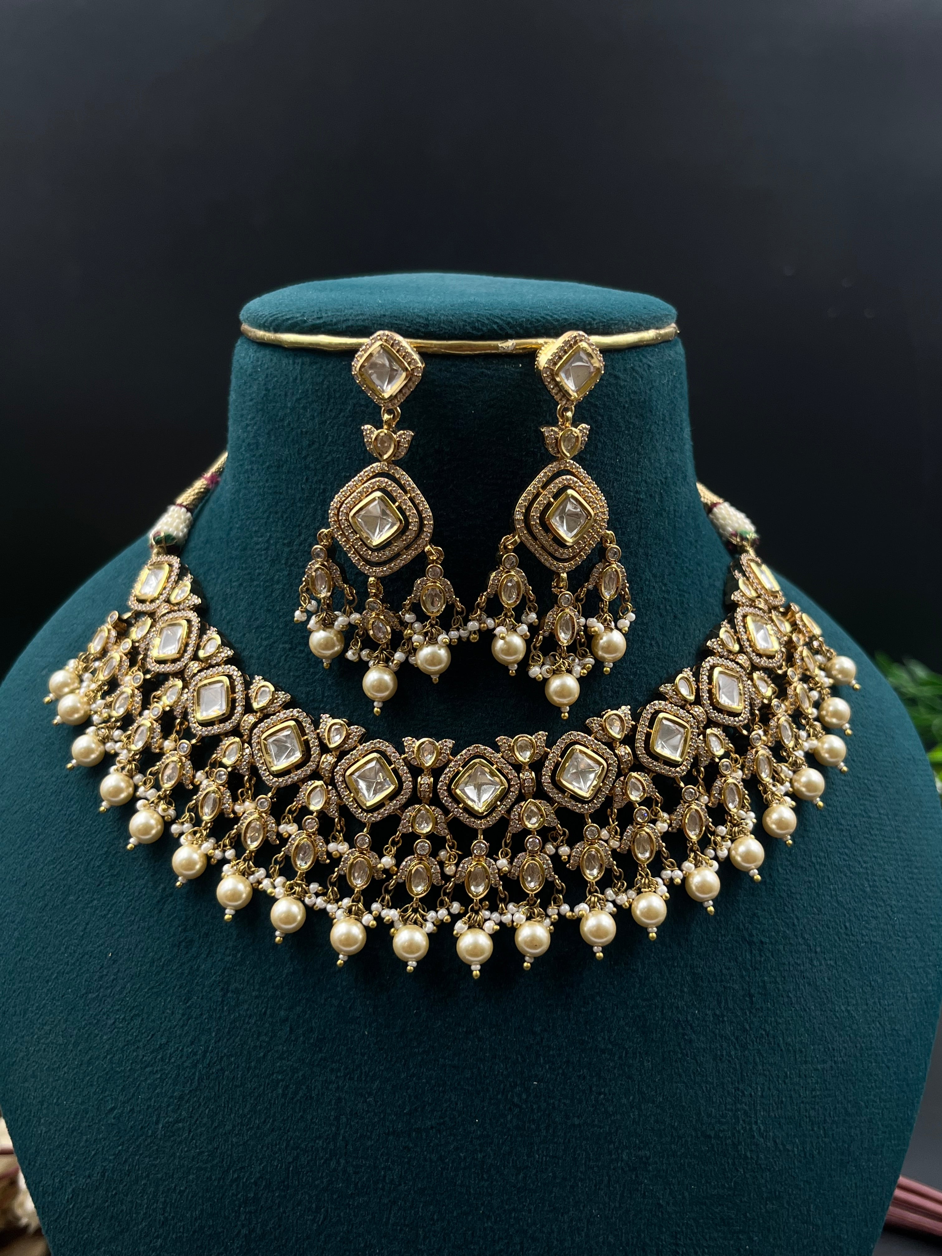 SEPRA NECKLACE