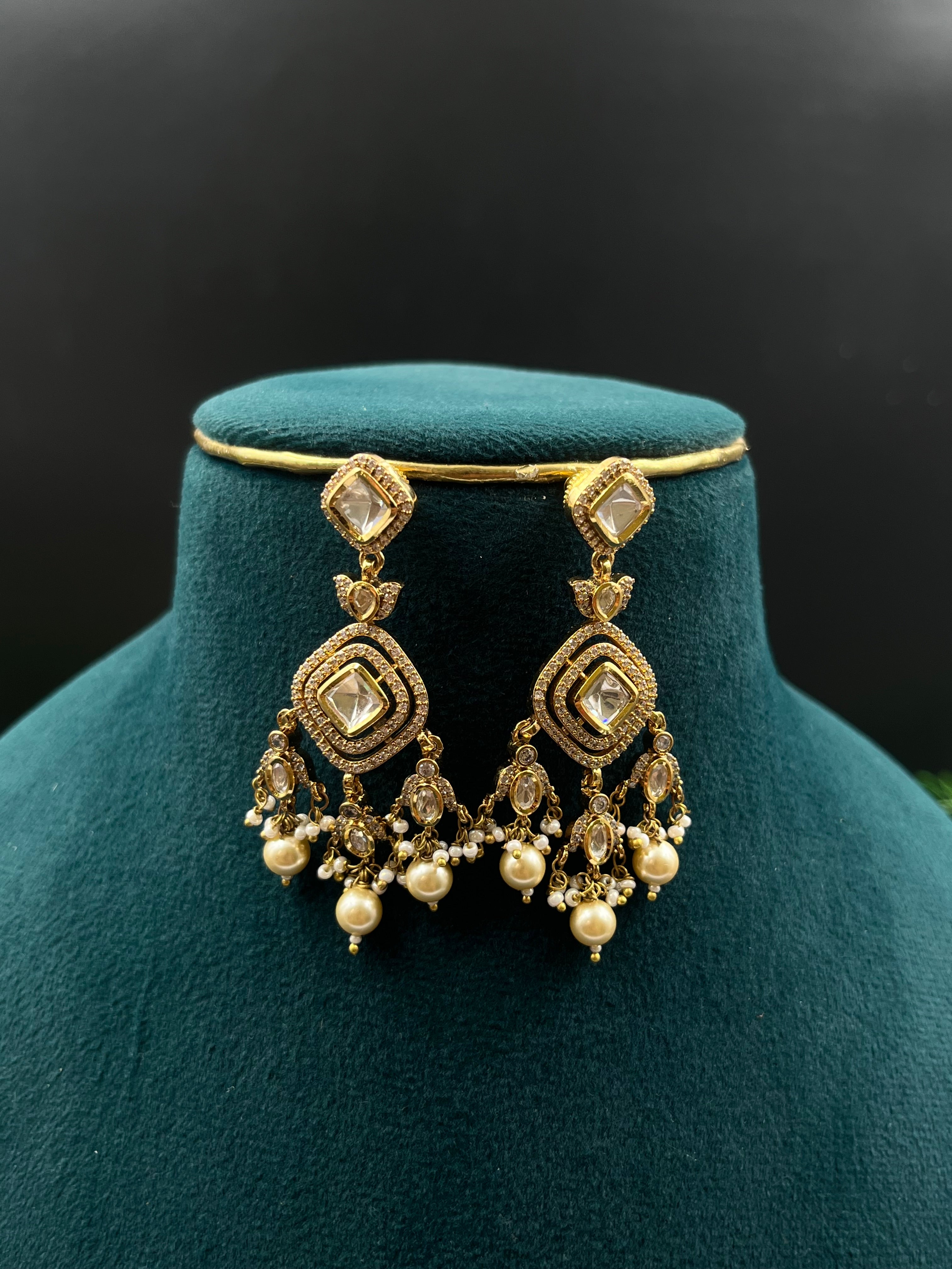 SEPRA NECKLACE