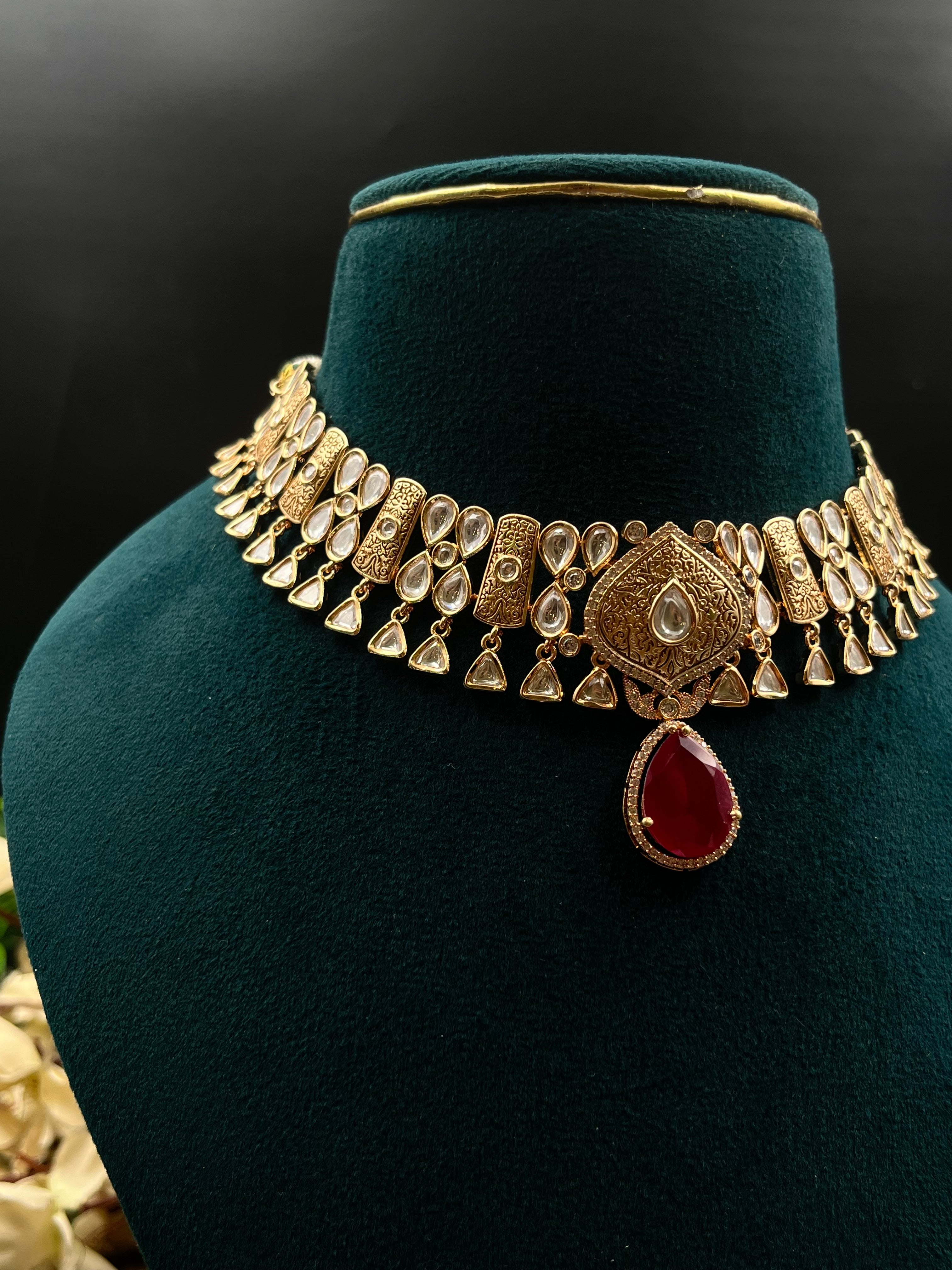 SIKHA NECKLACE