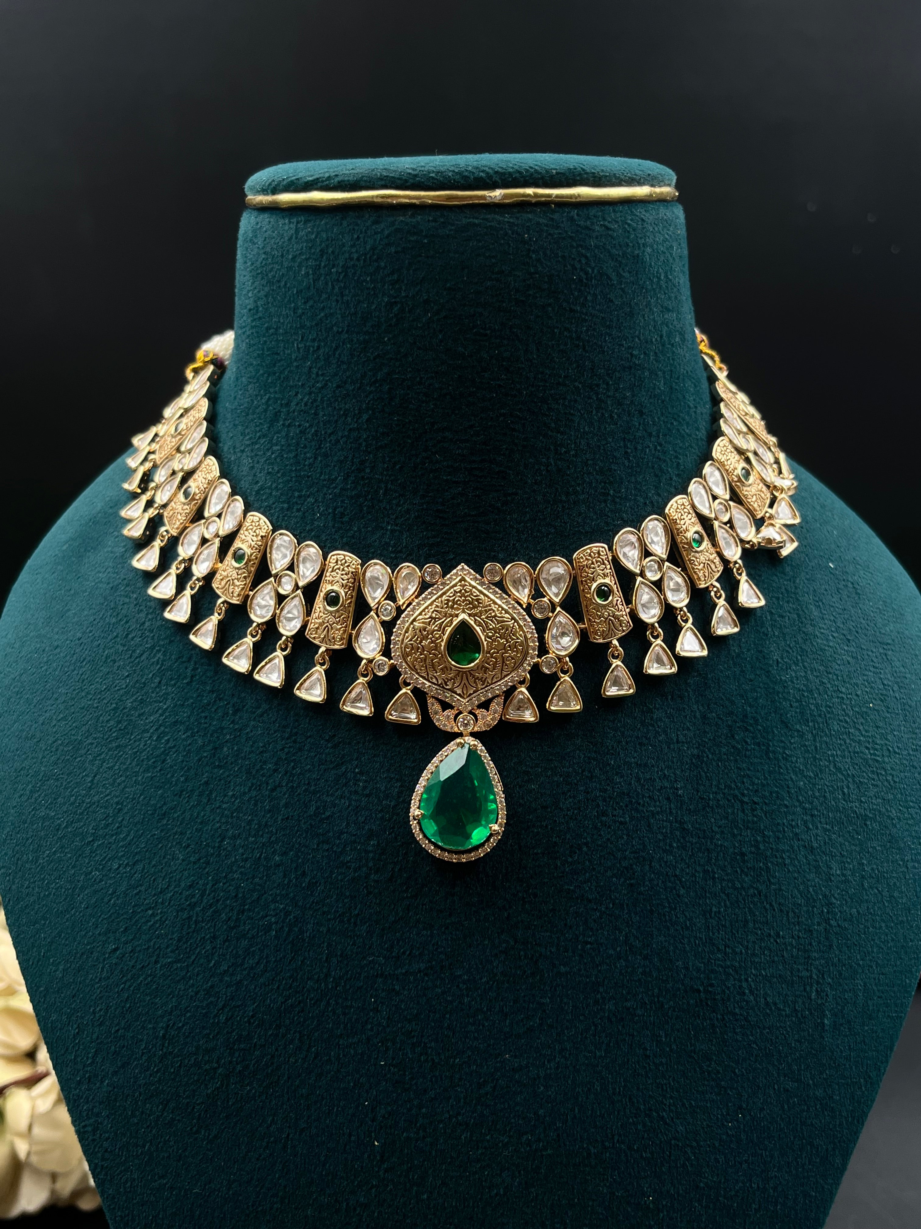 SIKHA NECKLACE