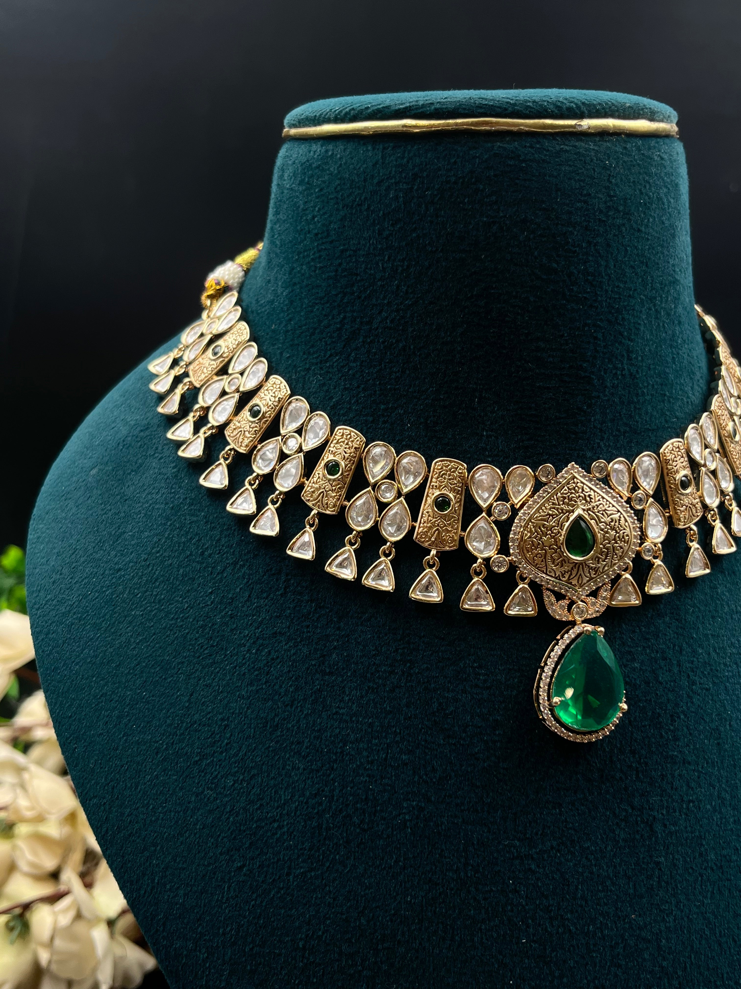 SIKHA NECKLACE