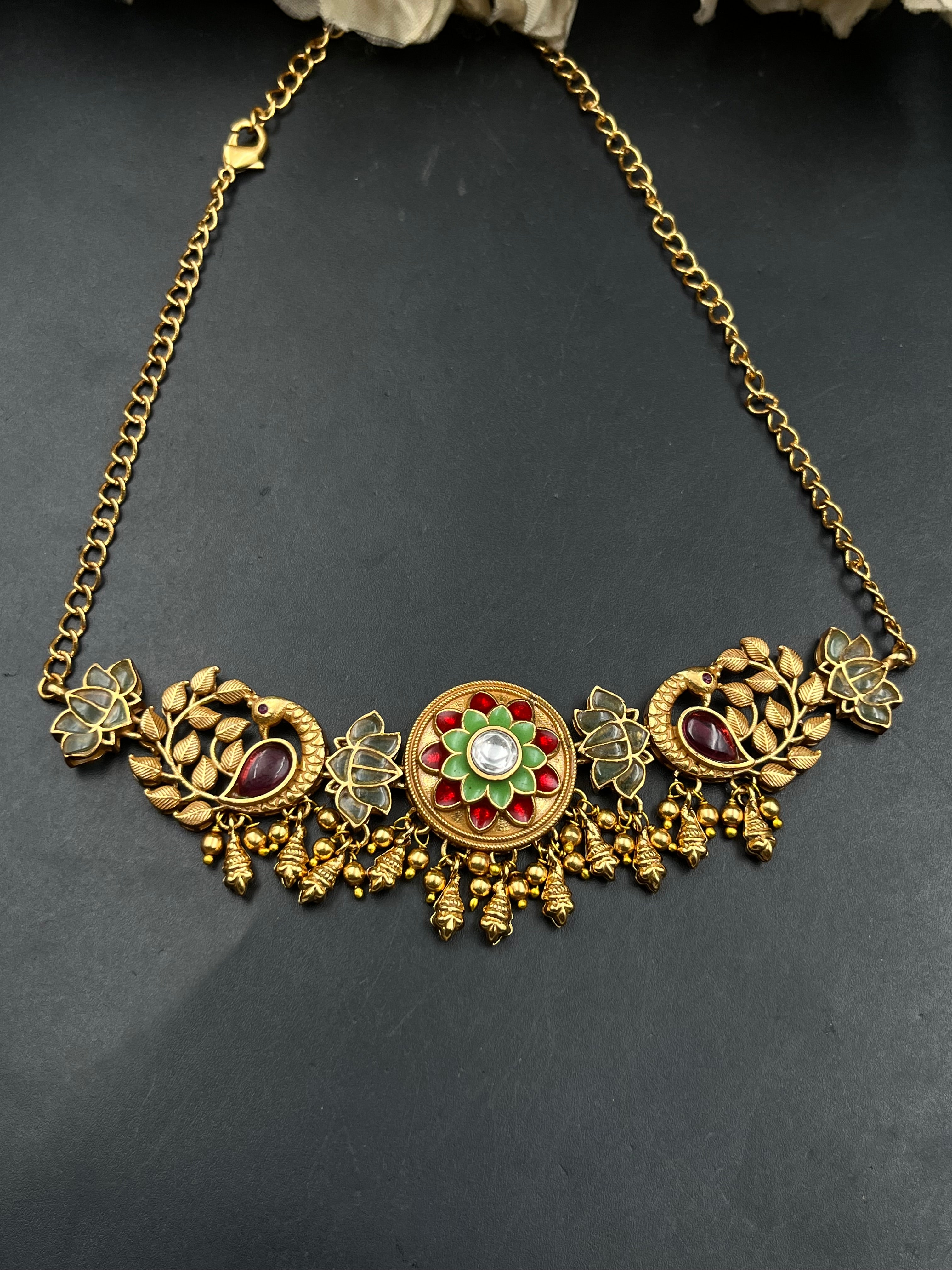 RIDHA NECKLACE