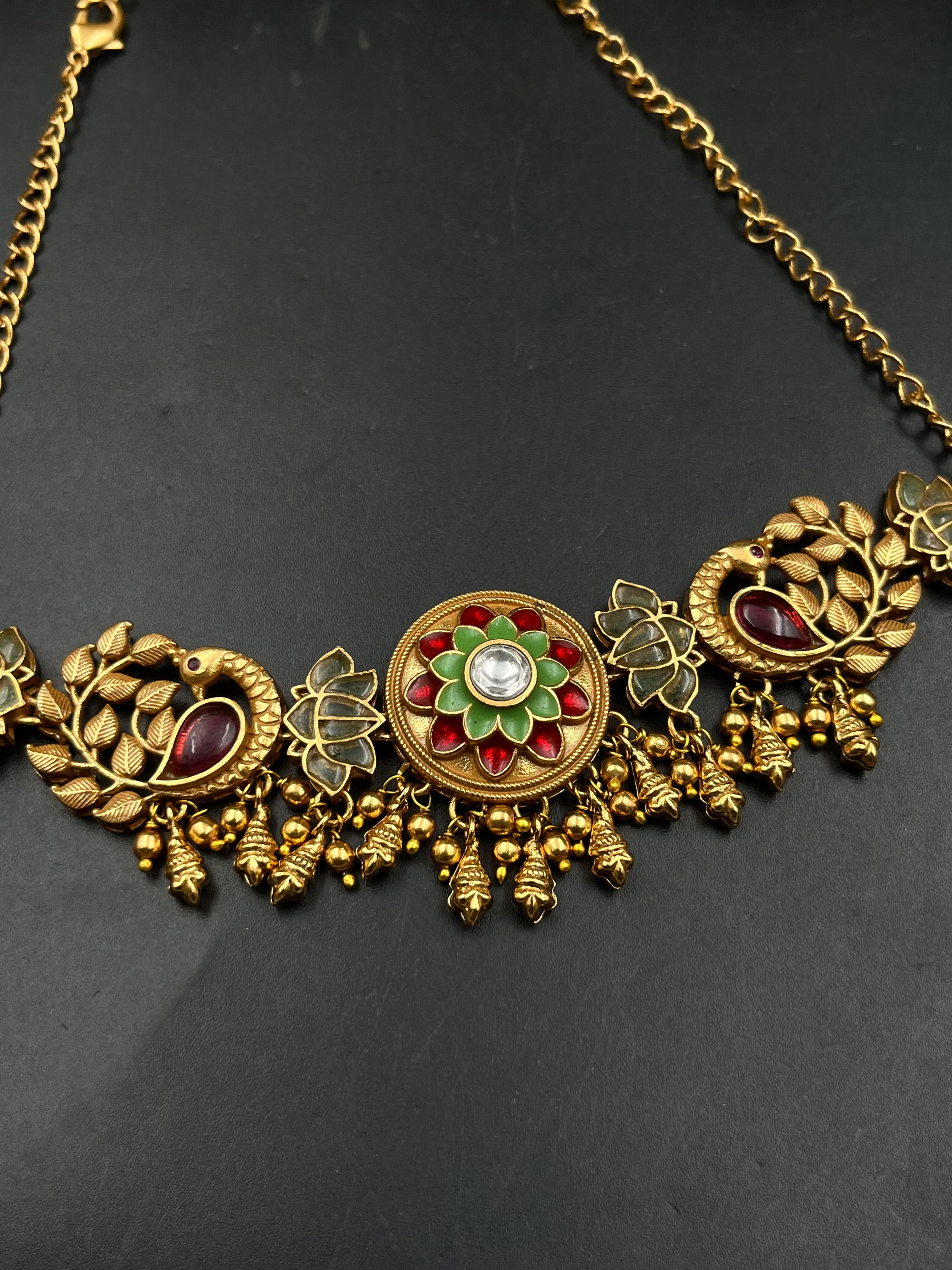 RIDHA NECKLACE