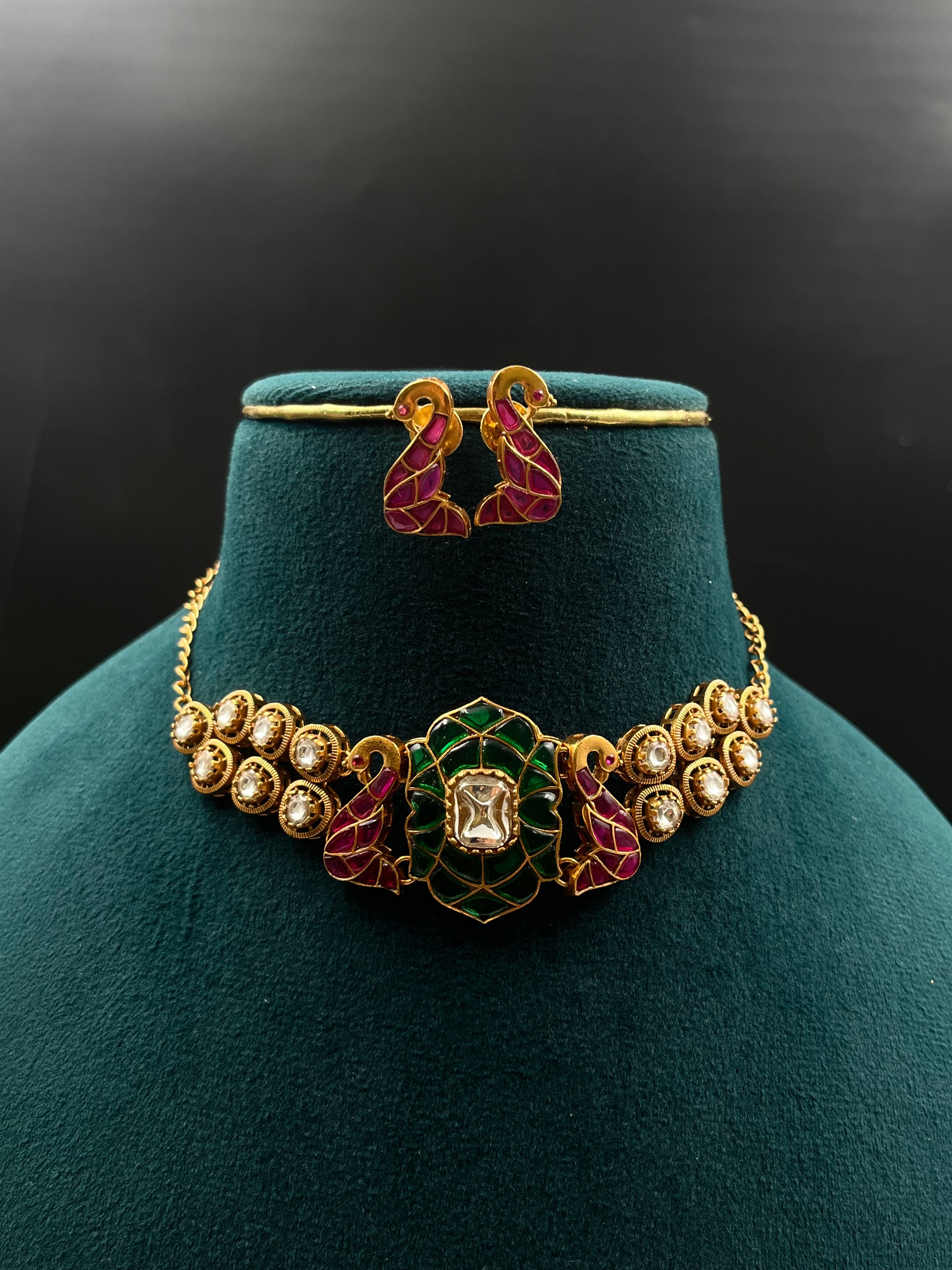 MAYA NECKLACE