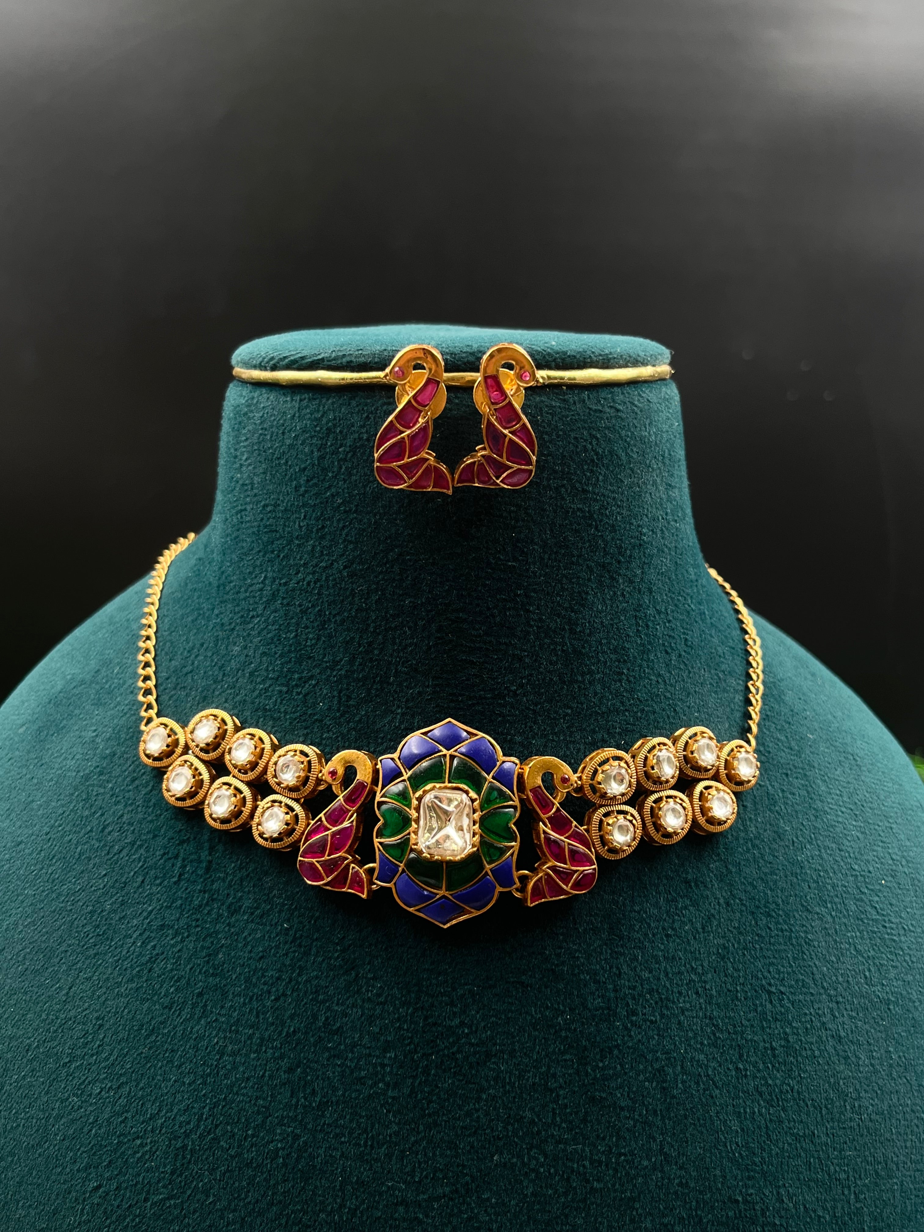 MAYA NECKLACE