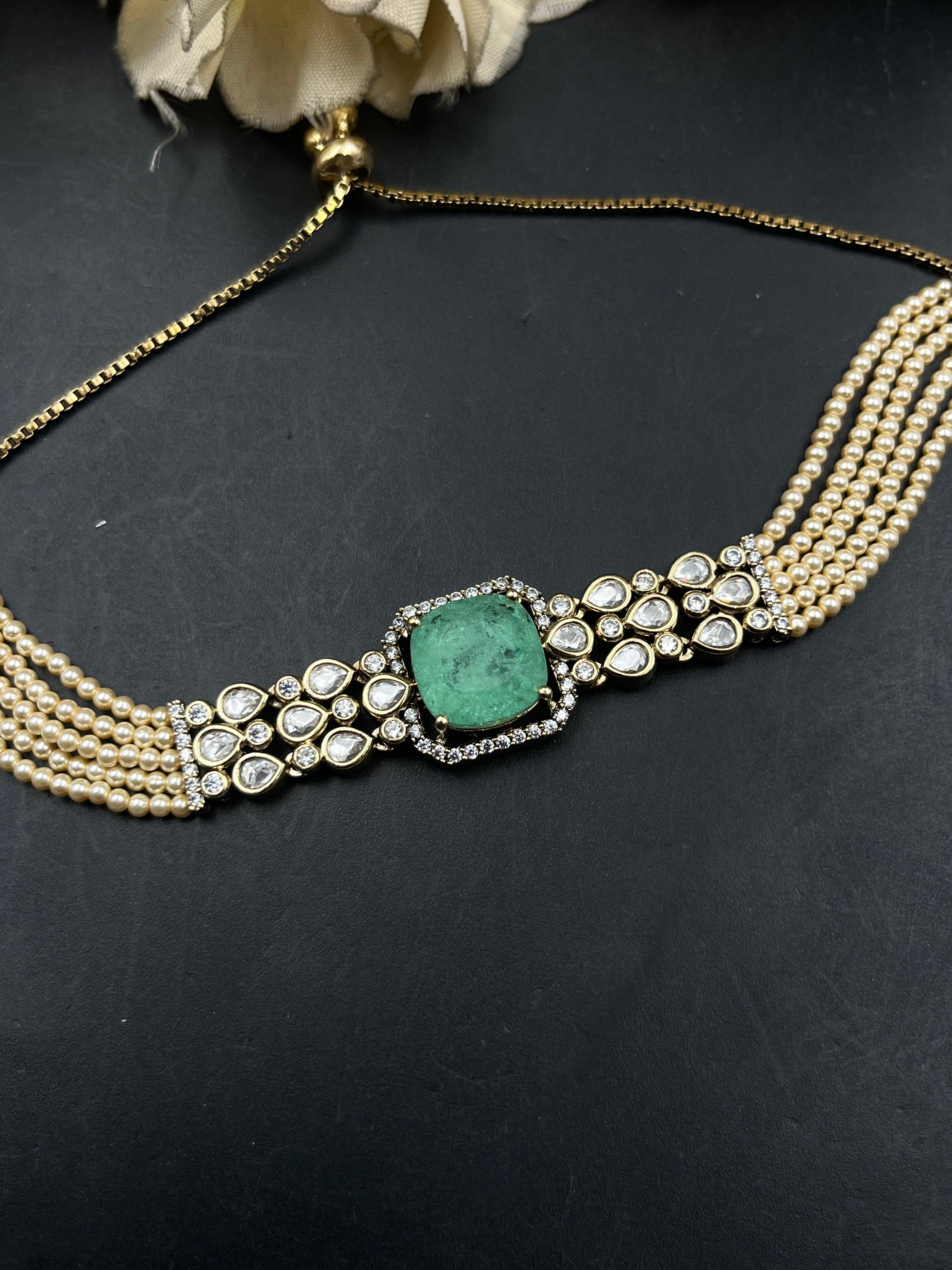 HAMELETA NECKLACE