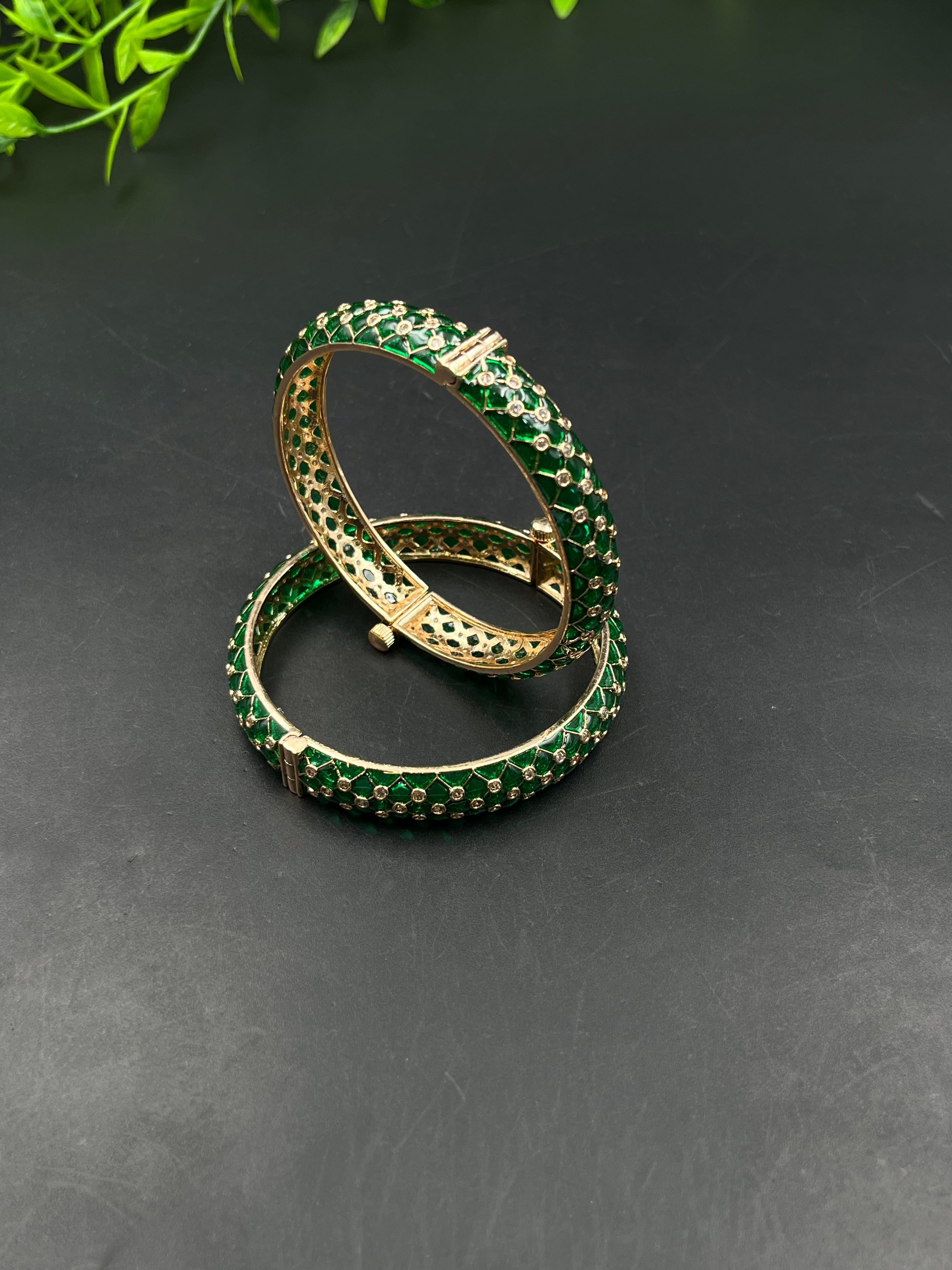 GAYU  BANGLE