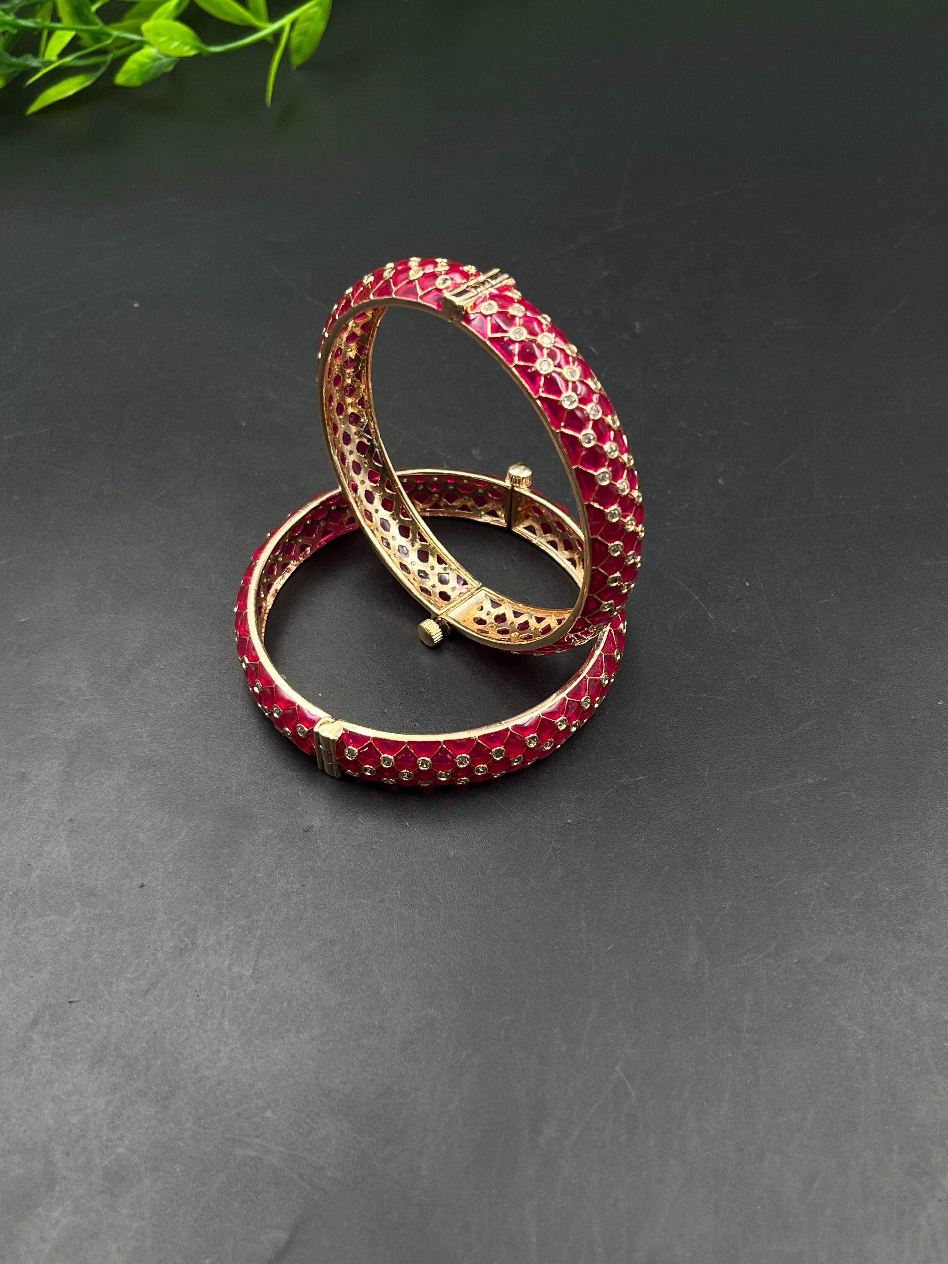 GAYU  BANGLE
