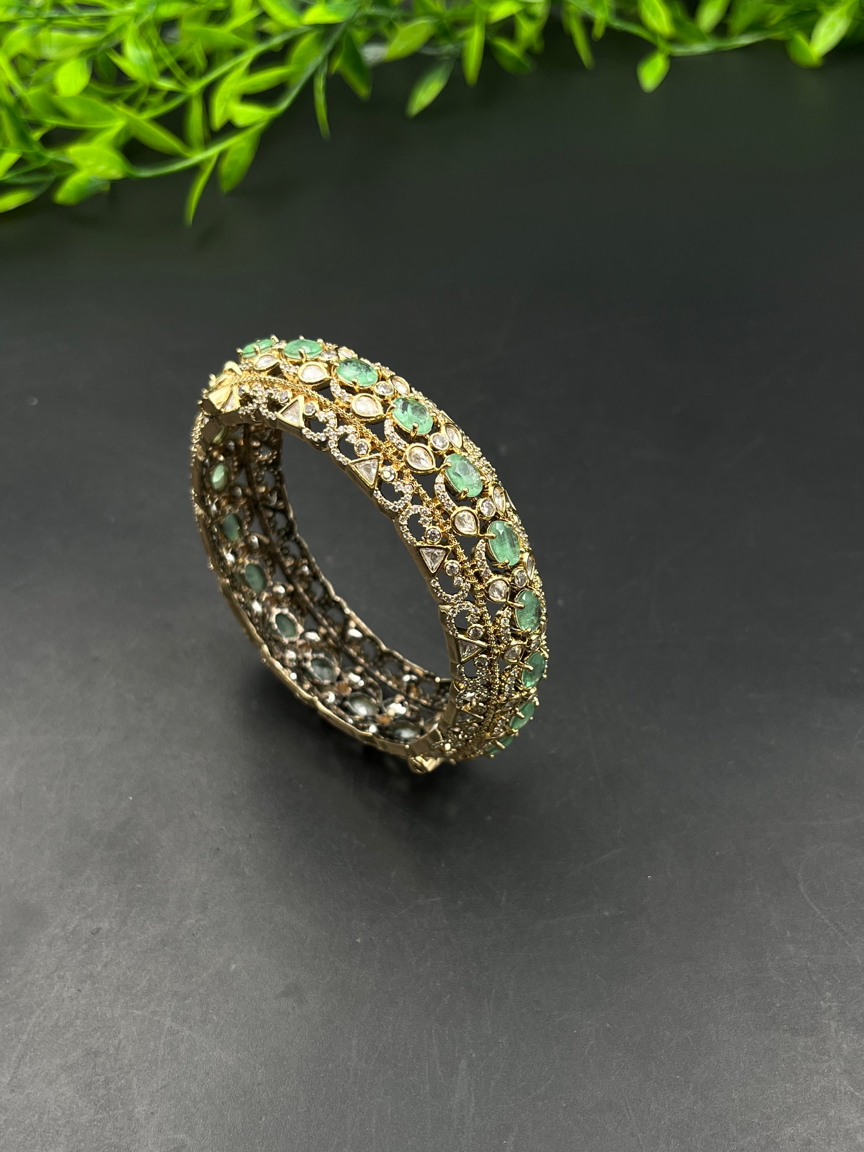DIPANASHA BRACELET