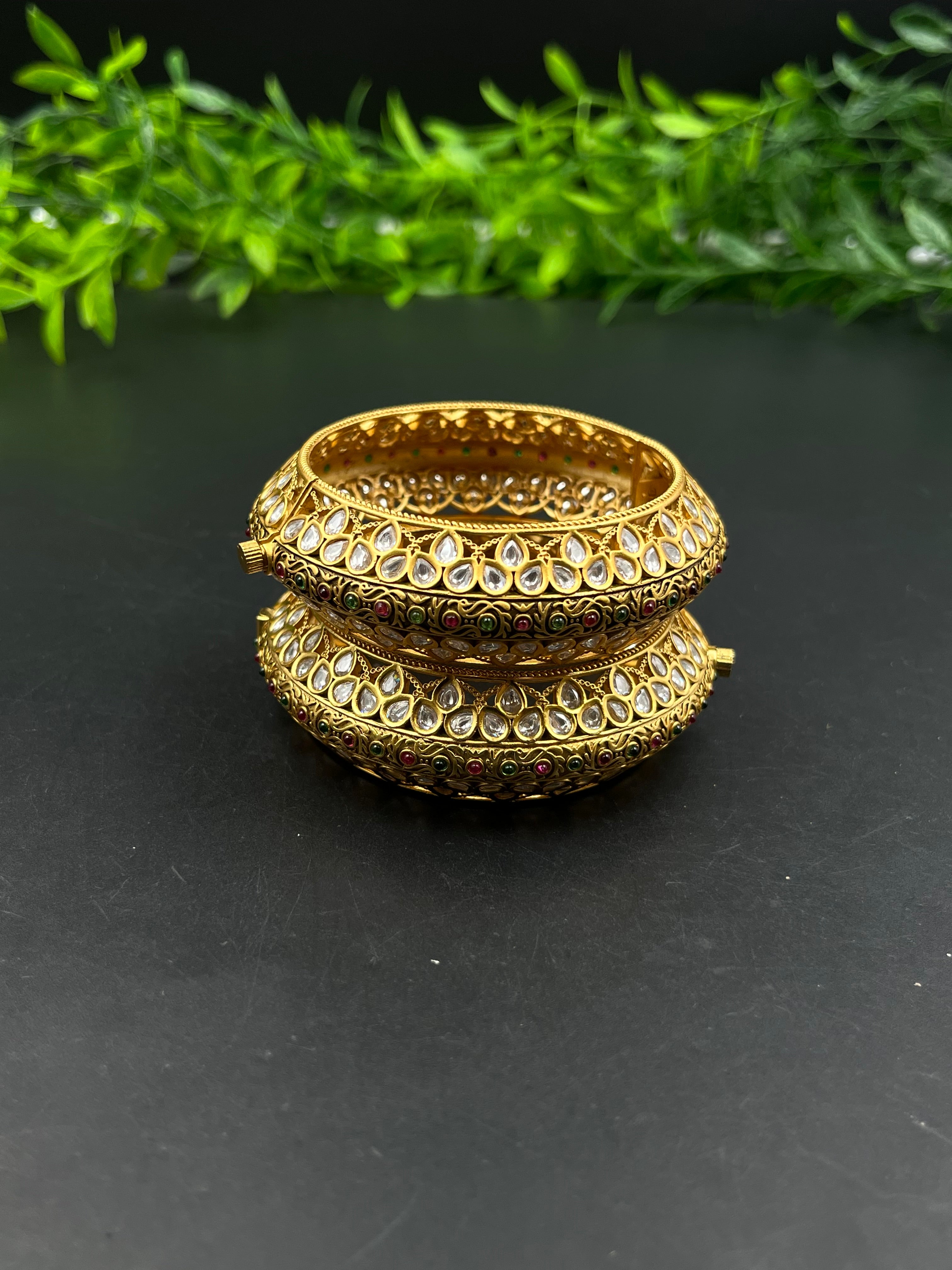 HIAMY BANGLE
