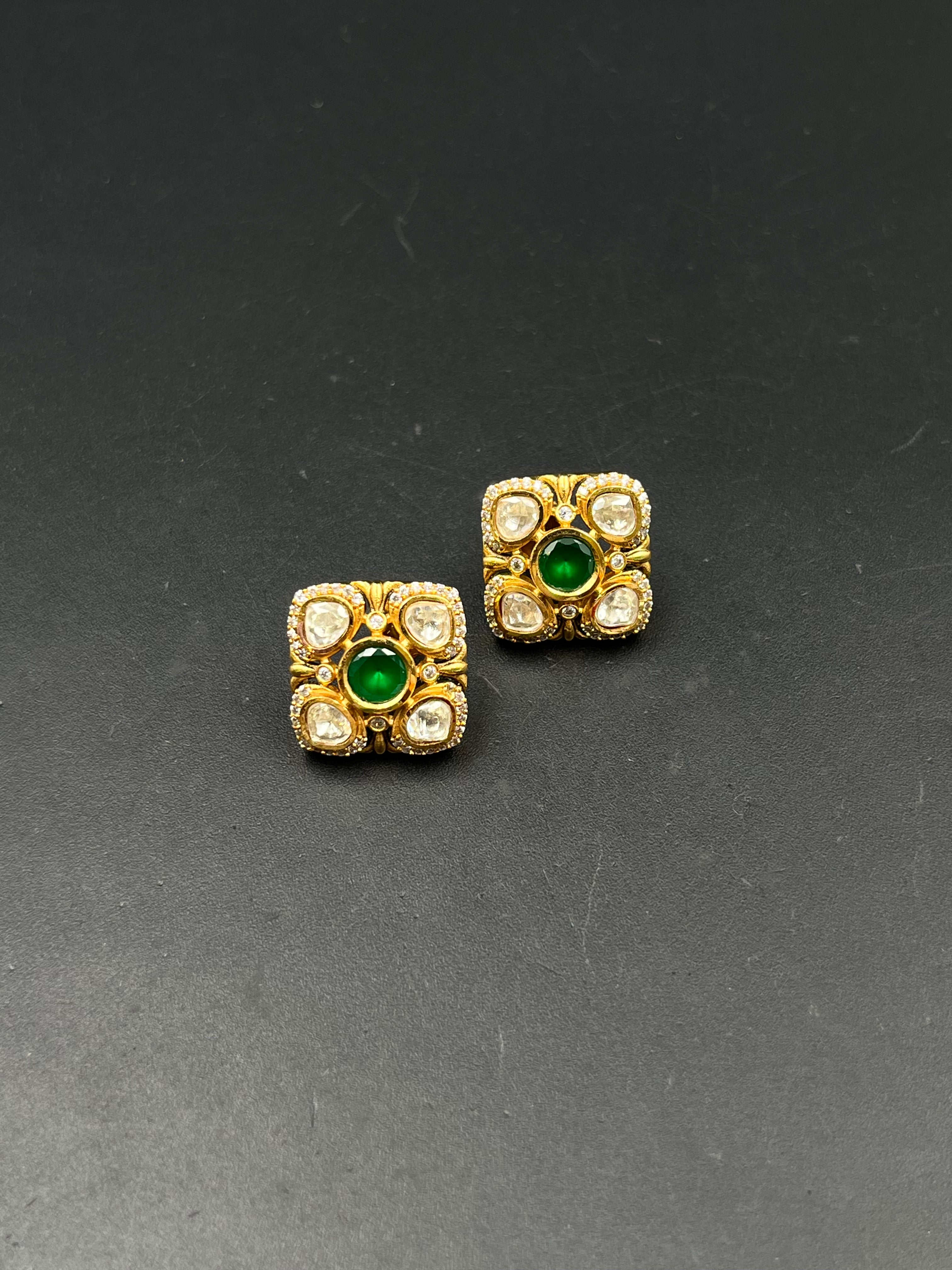 AFRA EARRING