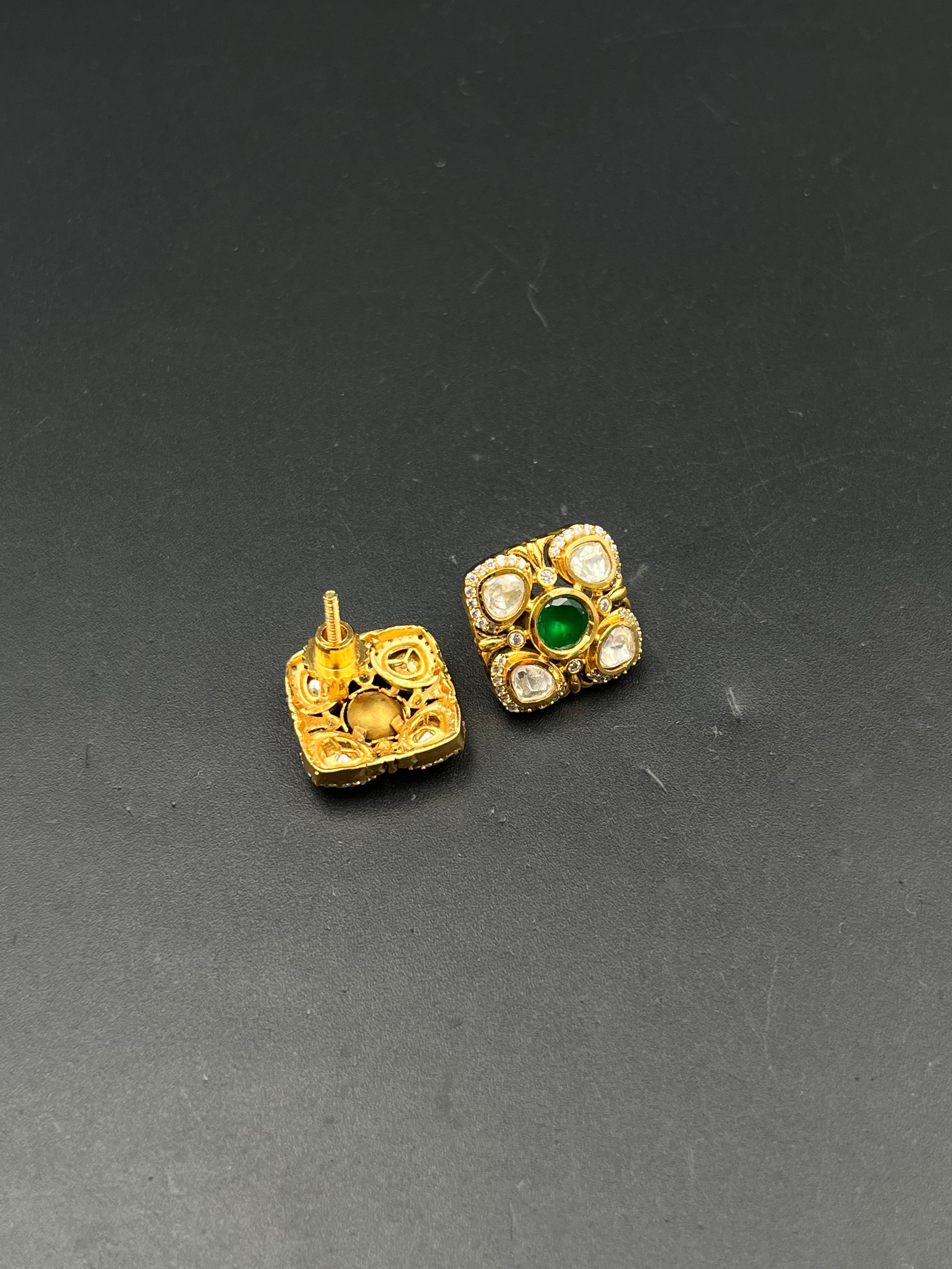 AFRA EARRING