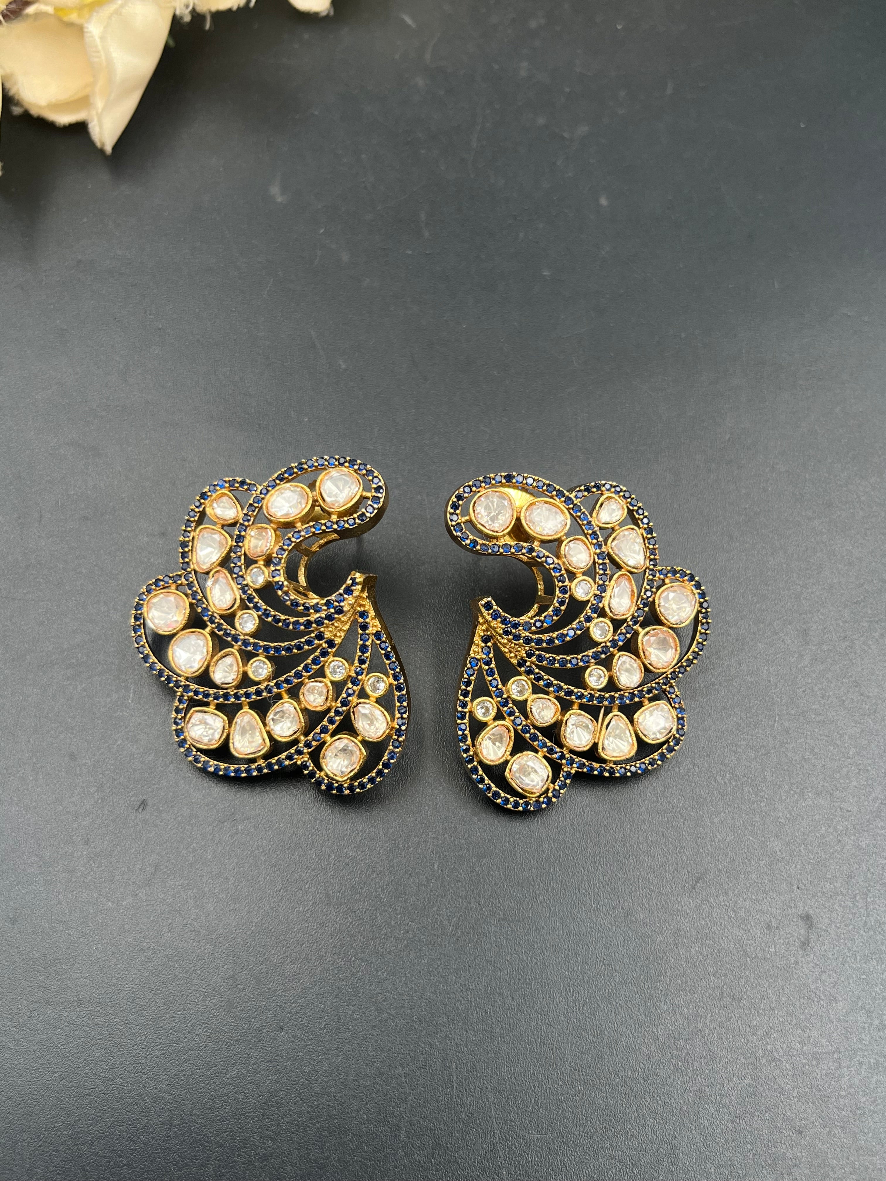 LAVANYA EARRING