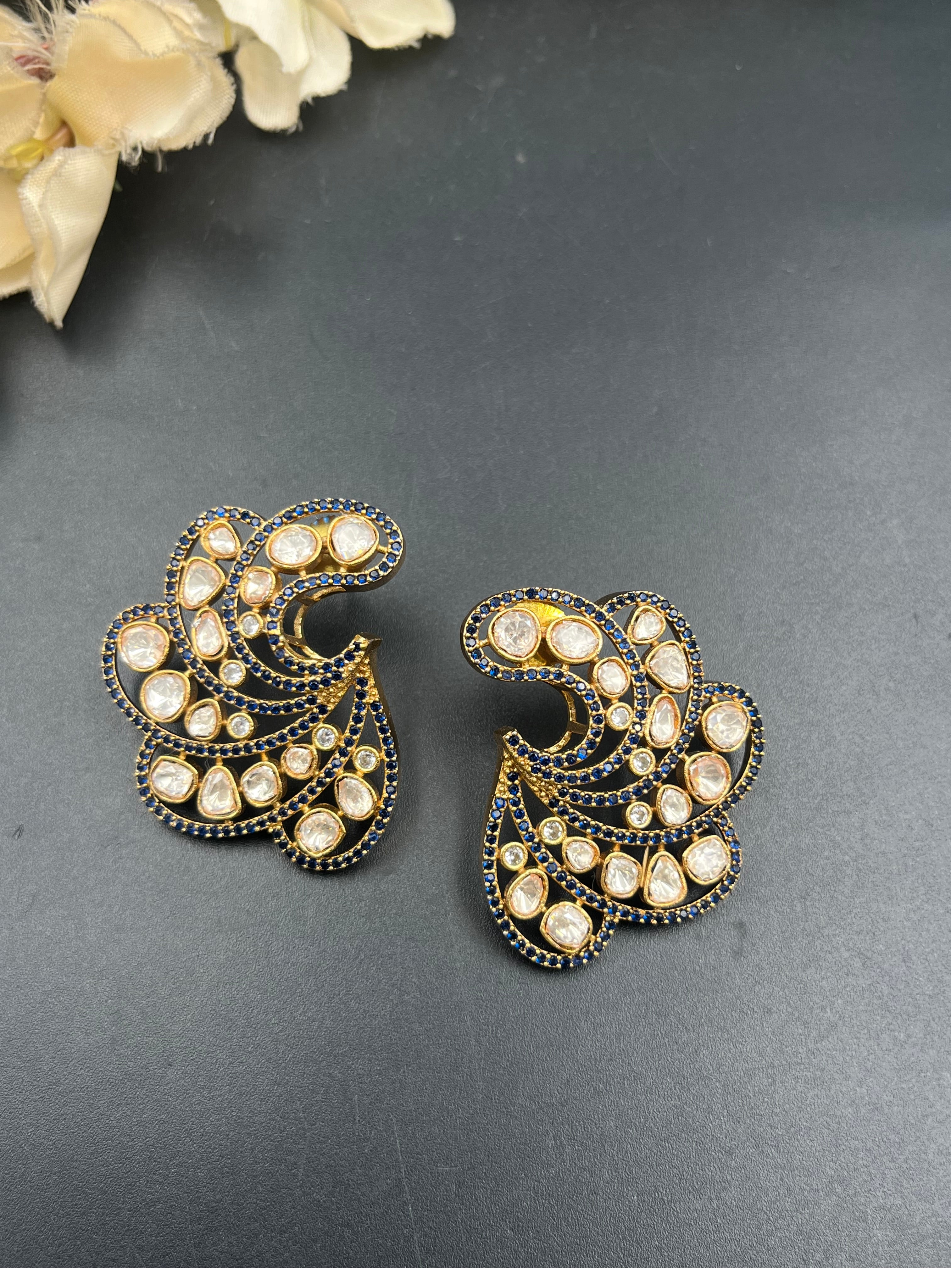 LAVANYA EARRING