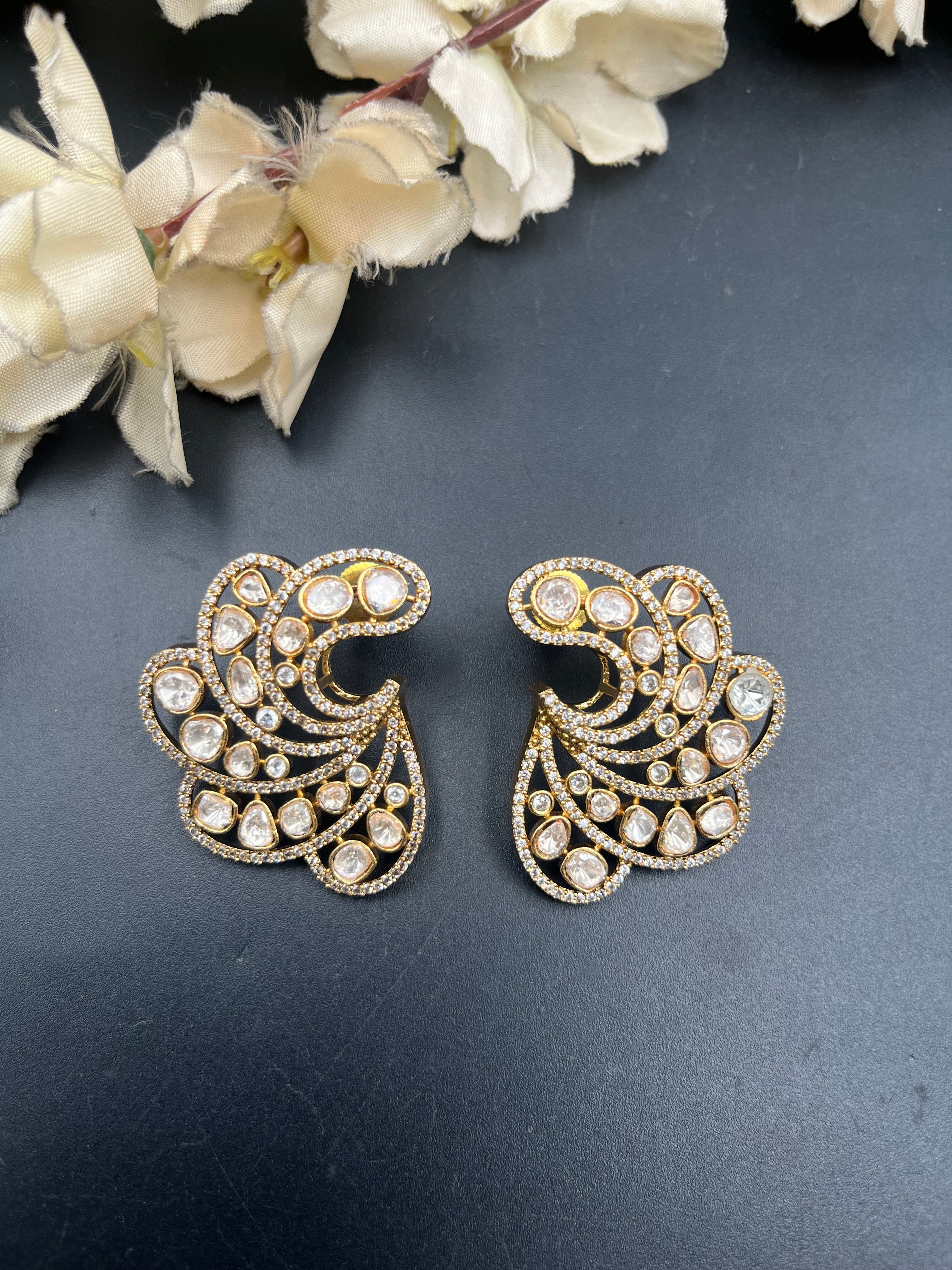 LAVANYA EARRING