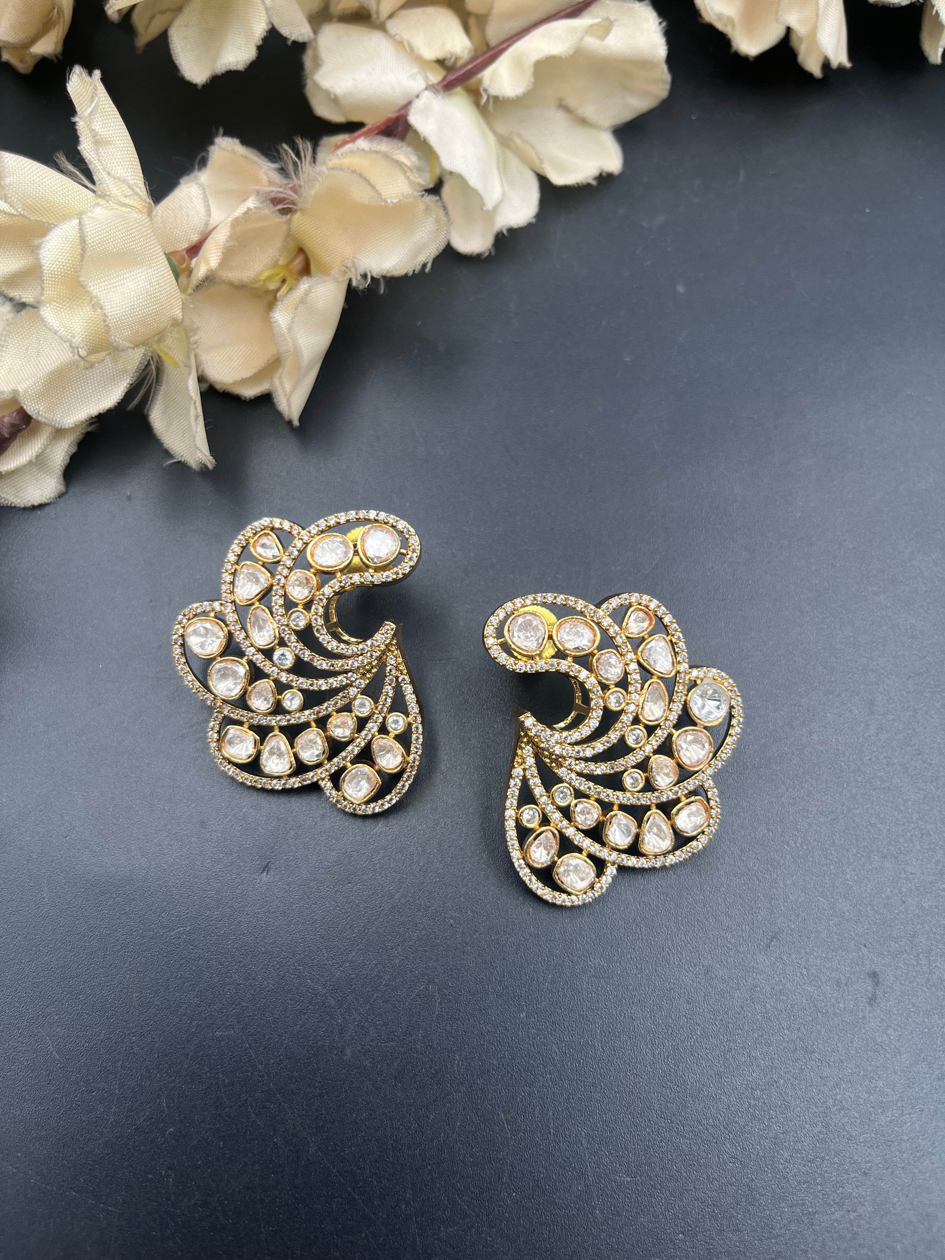 LAVANYA EARRING