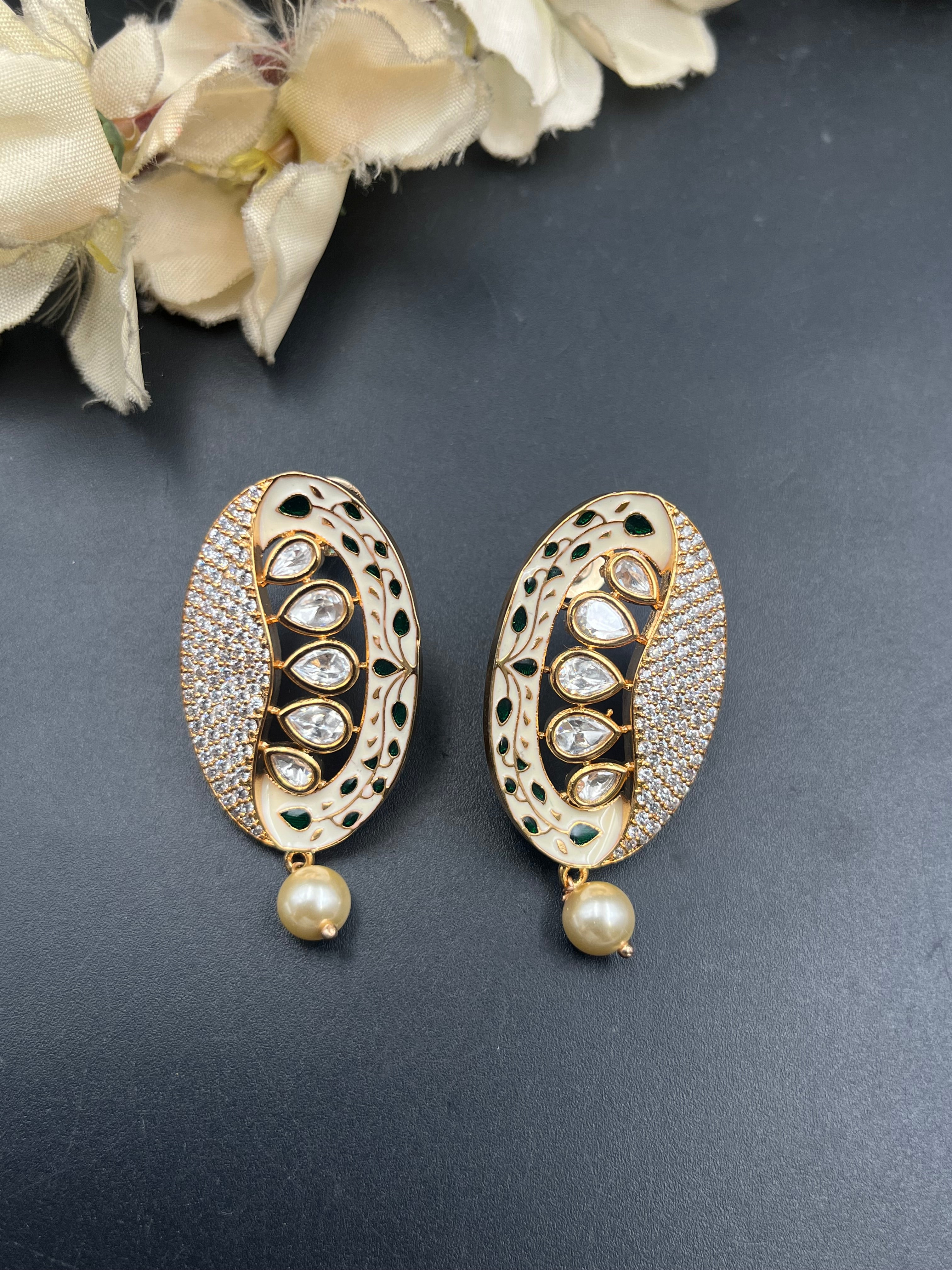 DIPANSHA EARRING