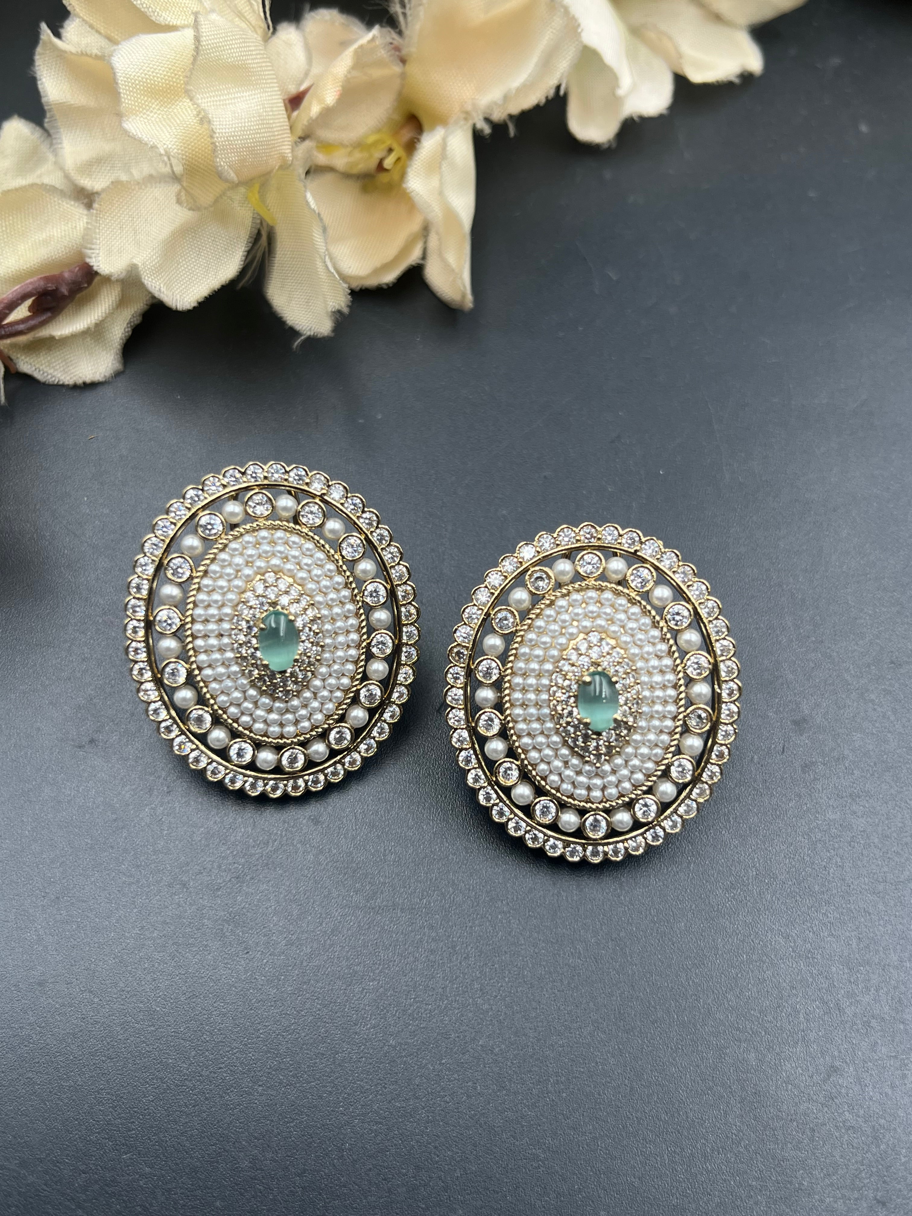 BARKHA EARRING