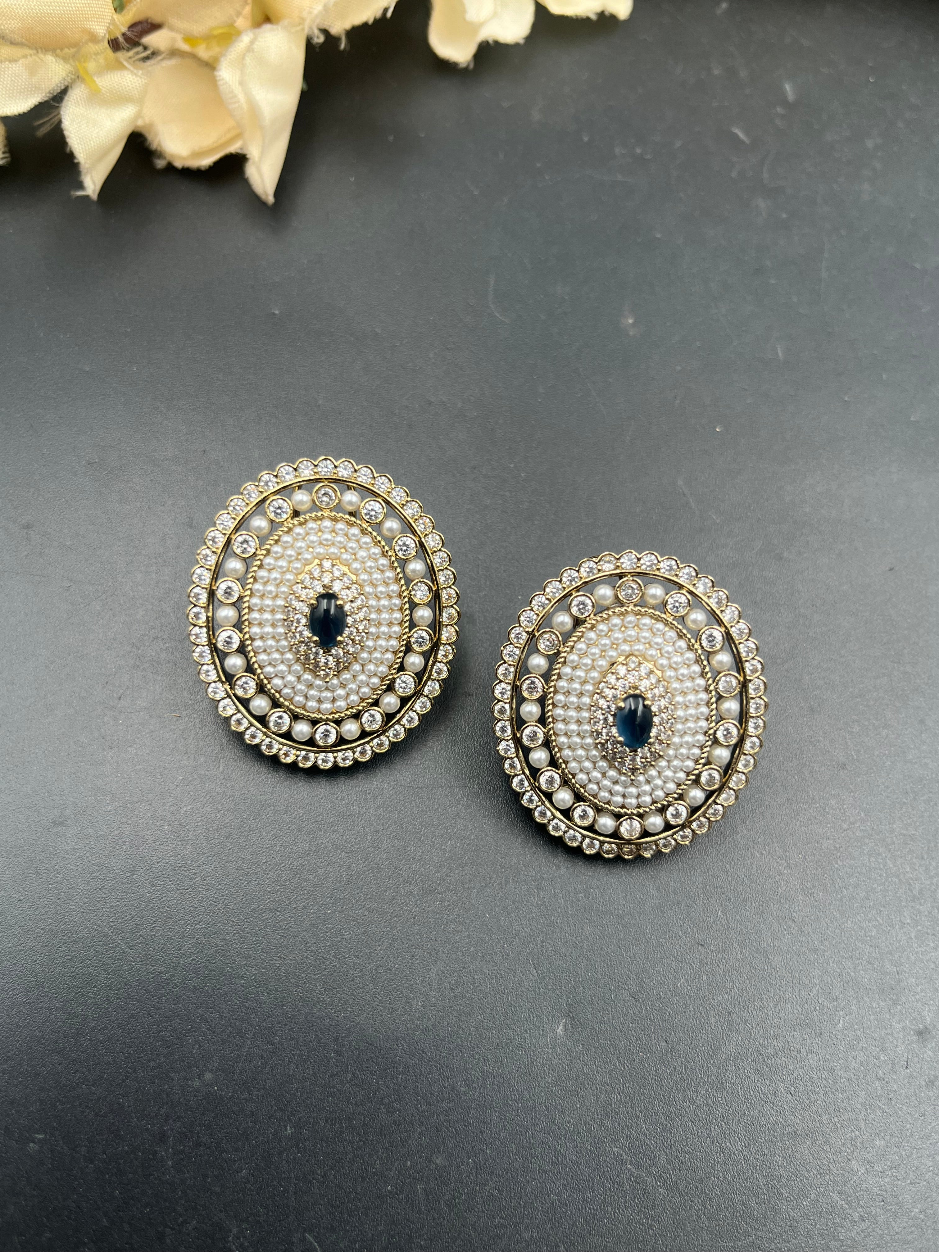 BARKHA EARRING