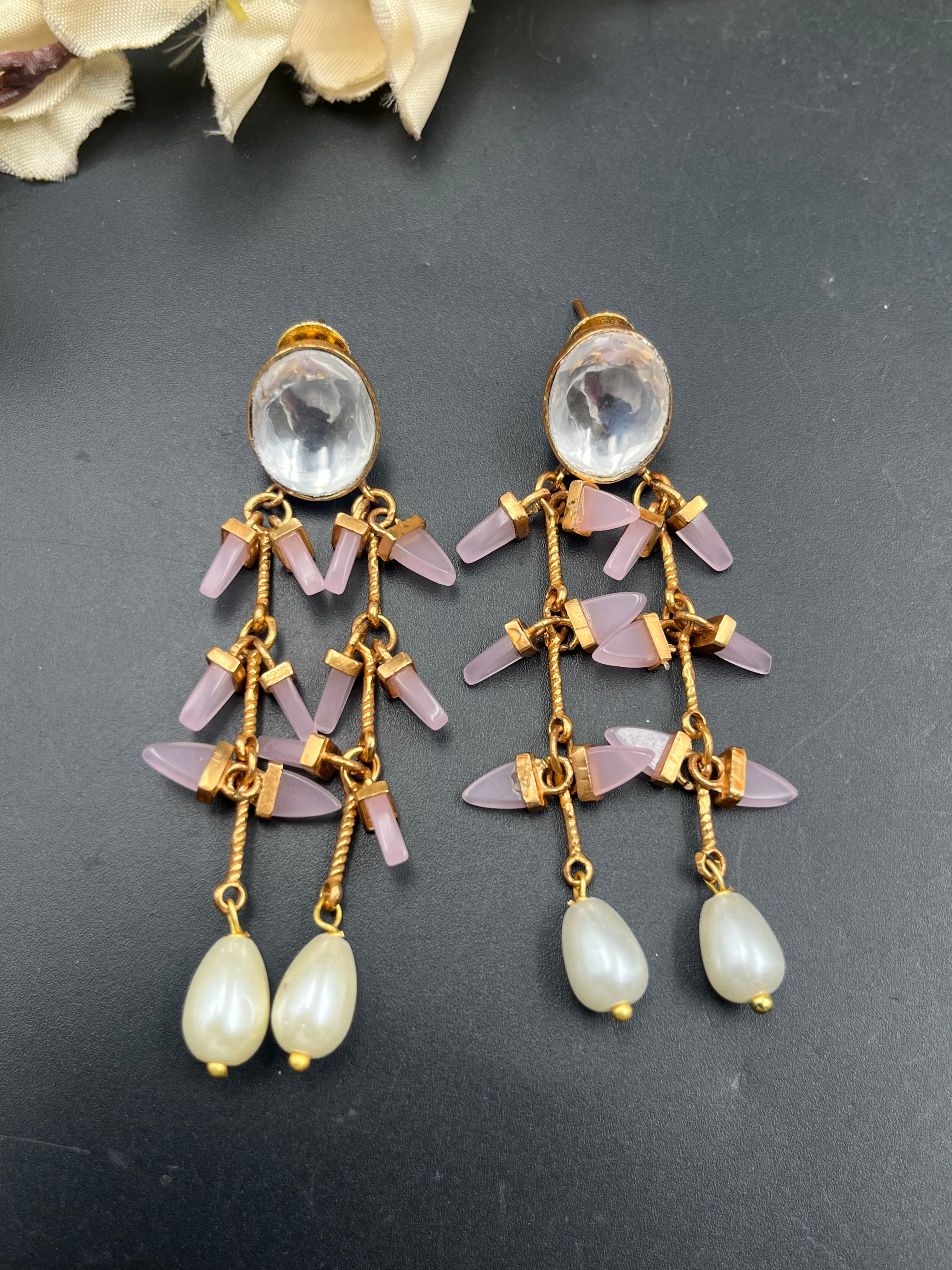MINA EARRING
