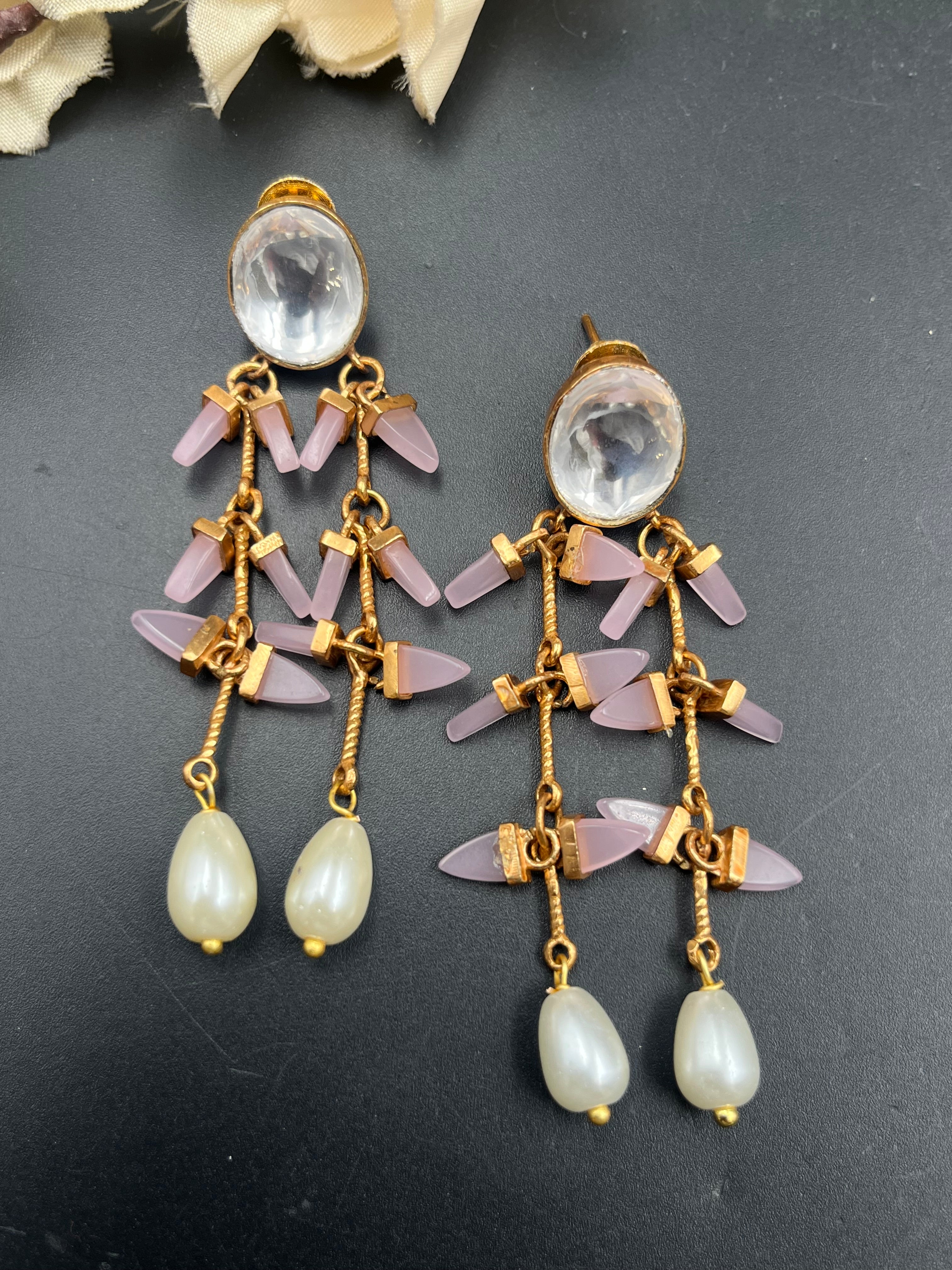 MINA EARRING