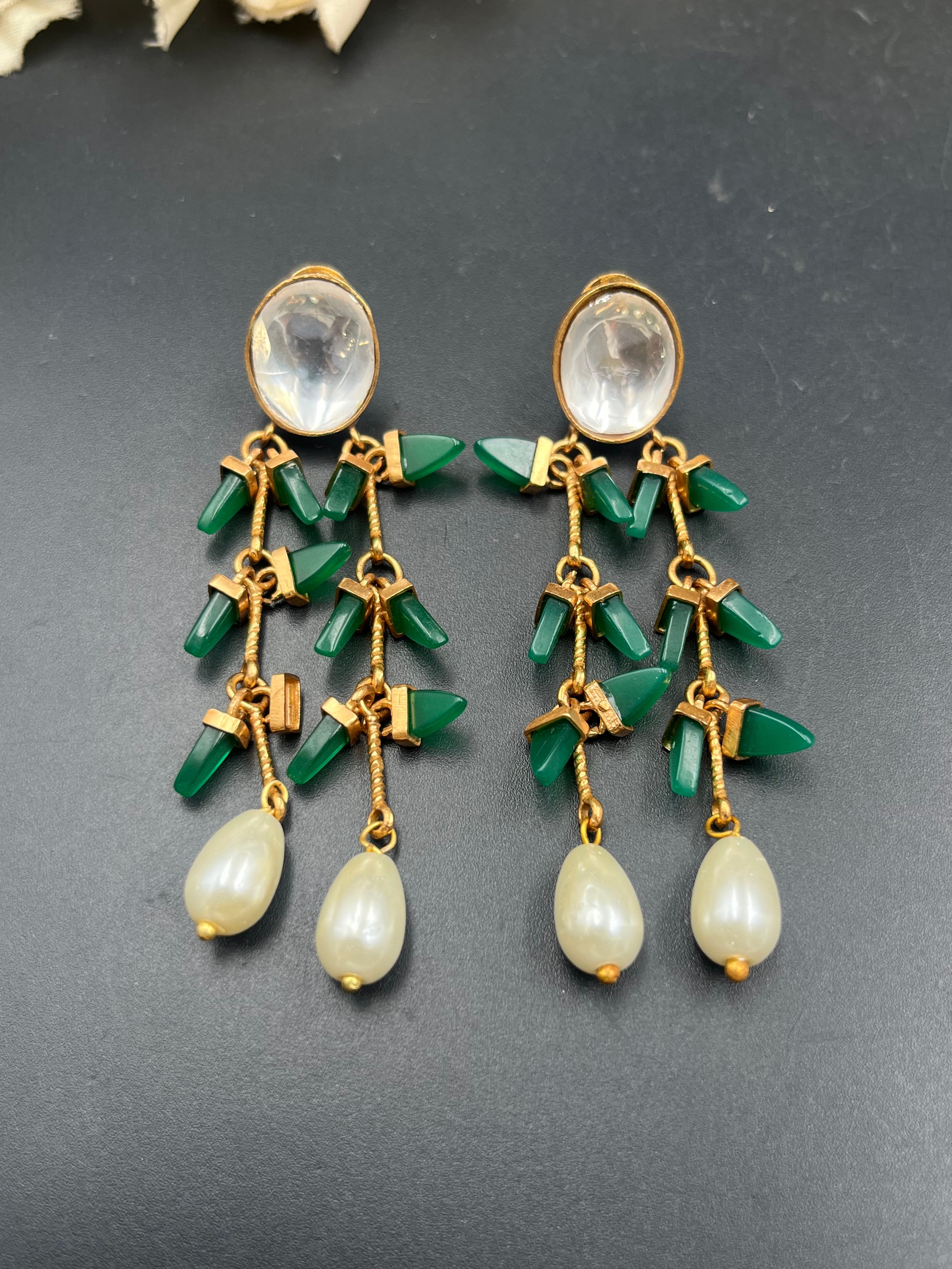 MINA EARRING