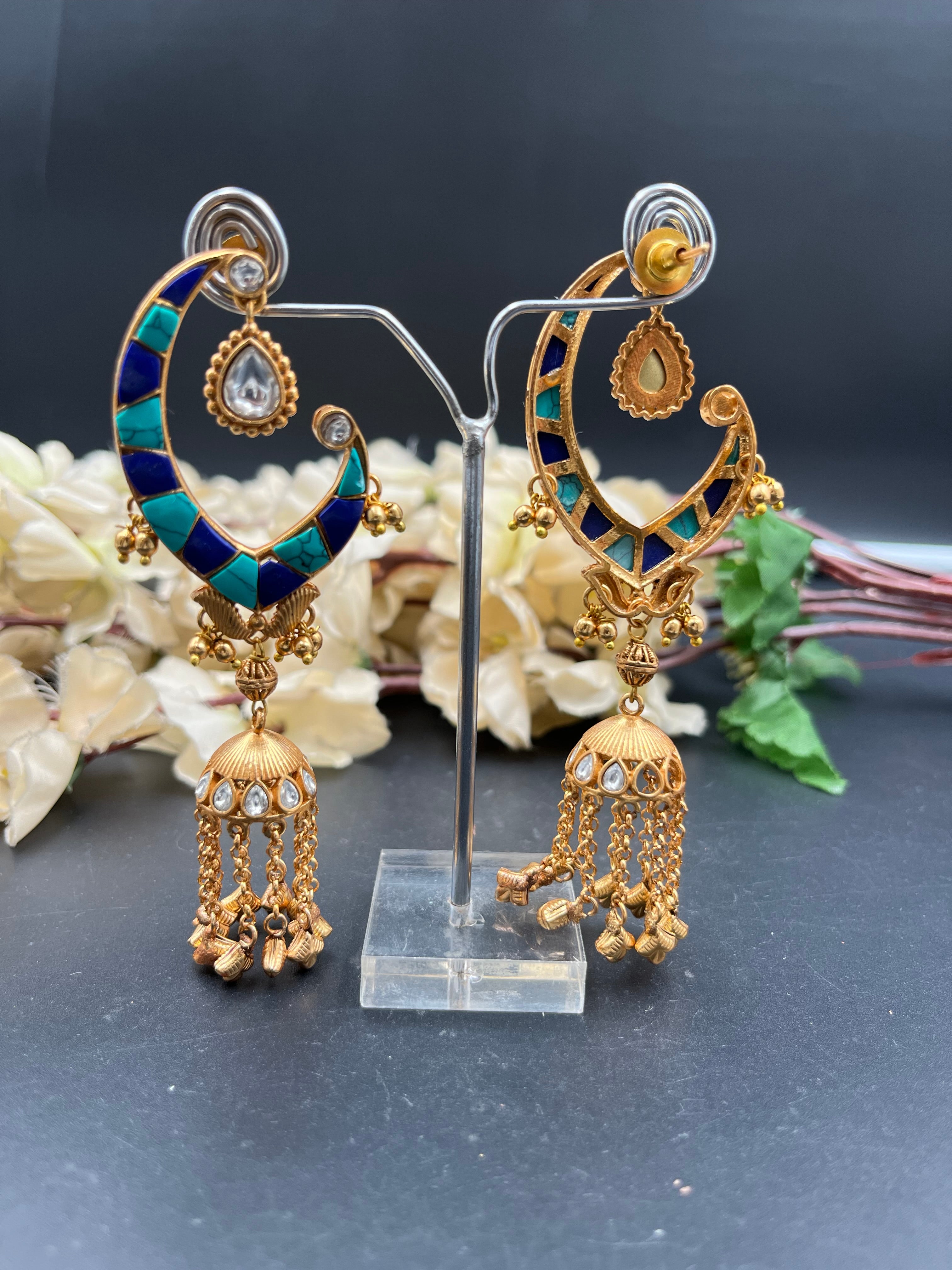 SALONI EARRING