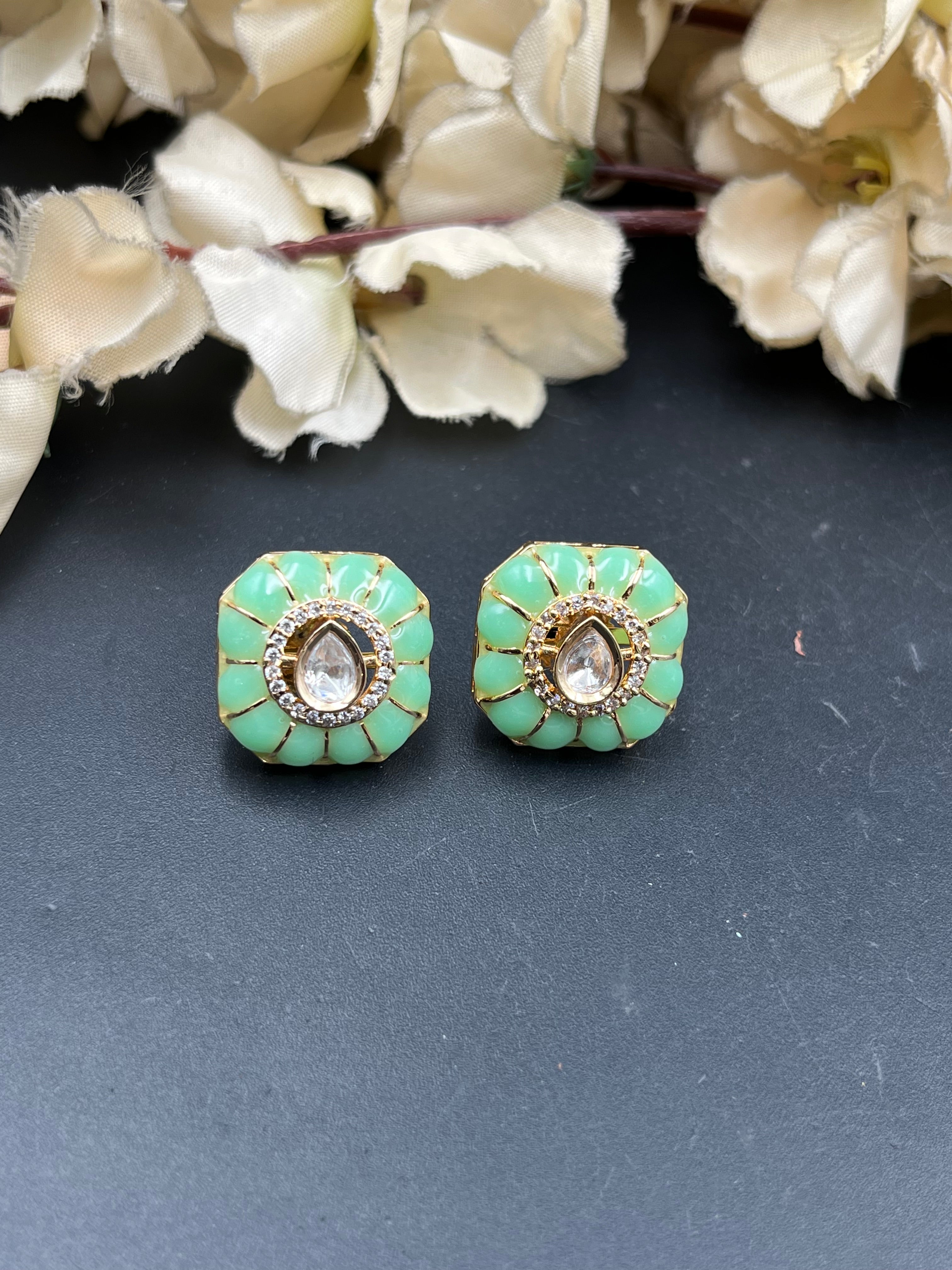 RADWA EARRING