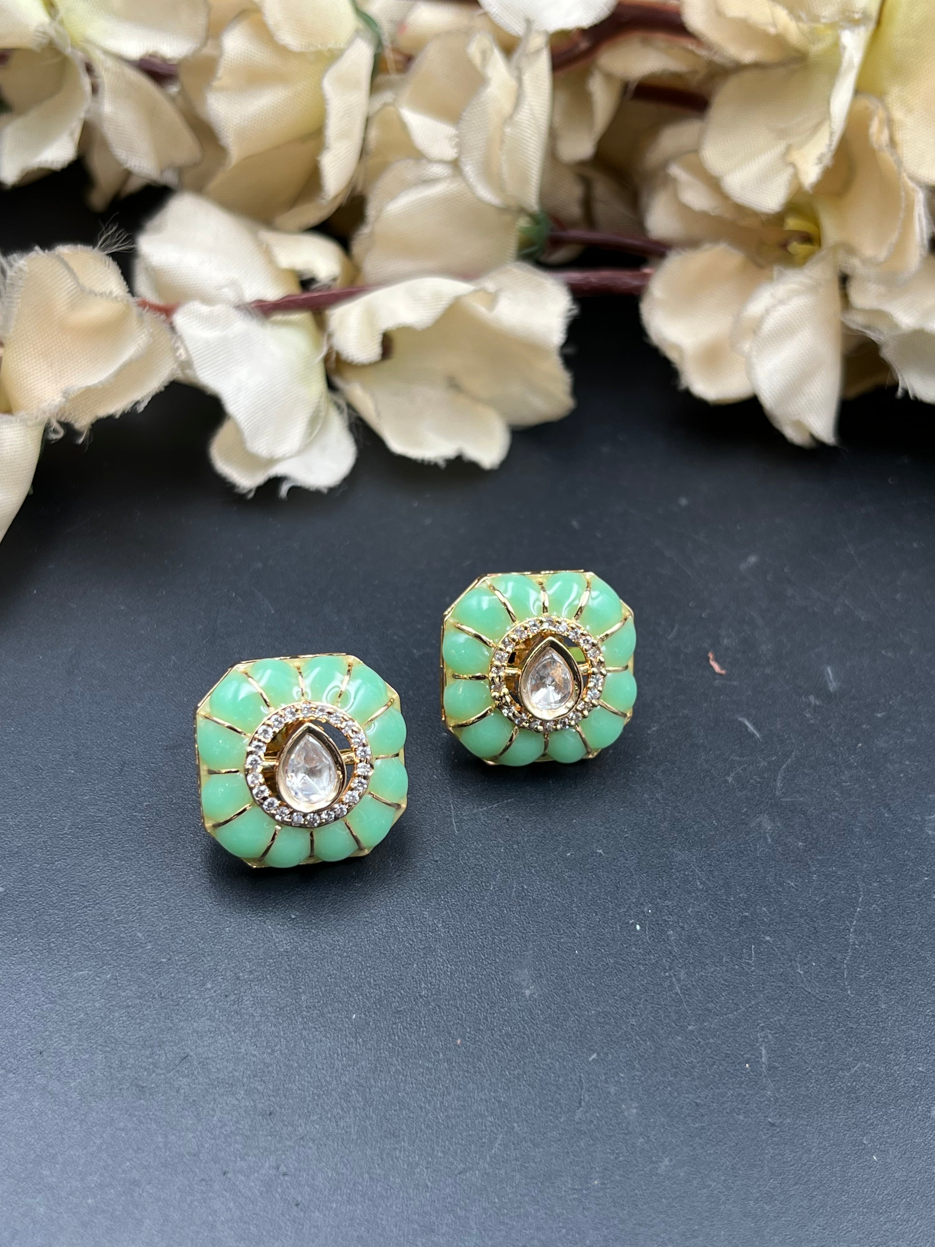 RADWA EARRING