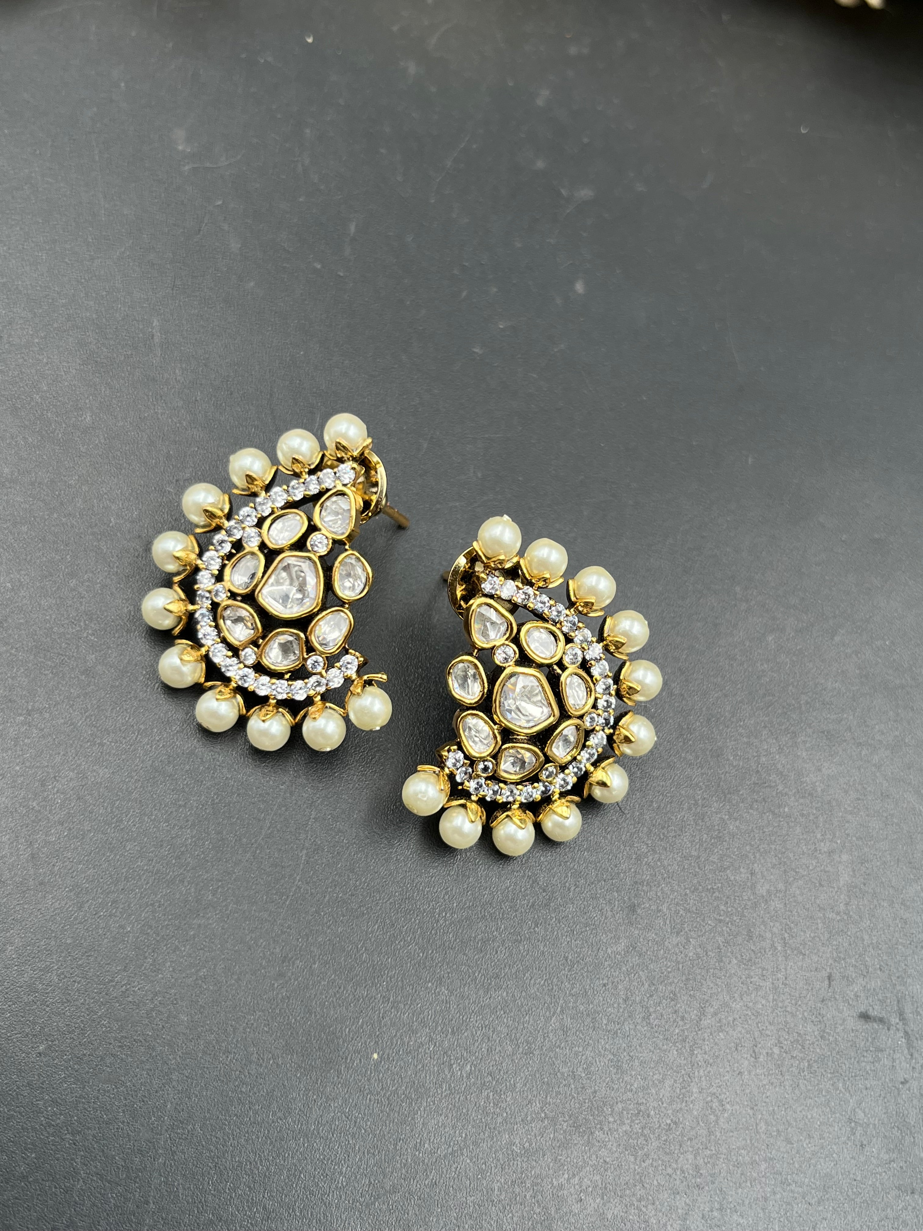 SUNAKASI EARRING