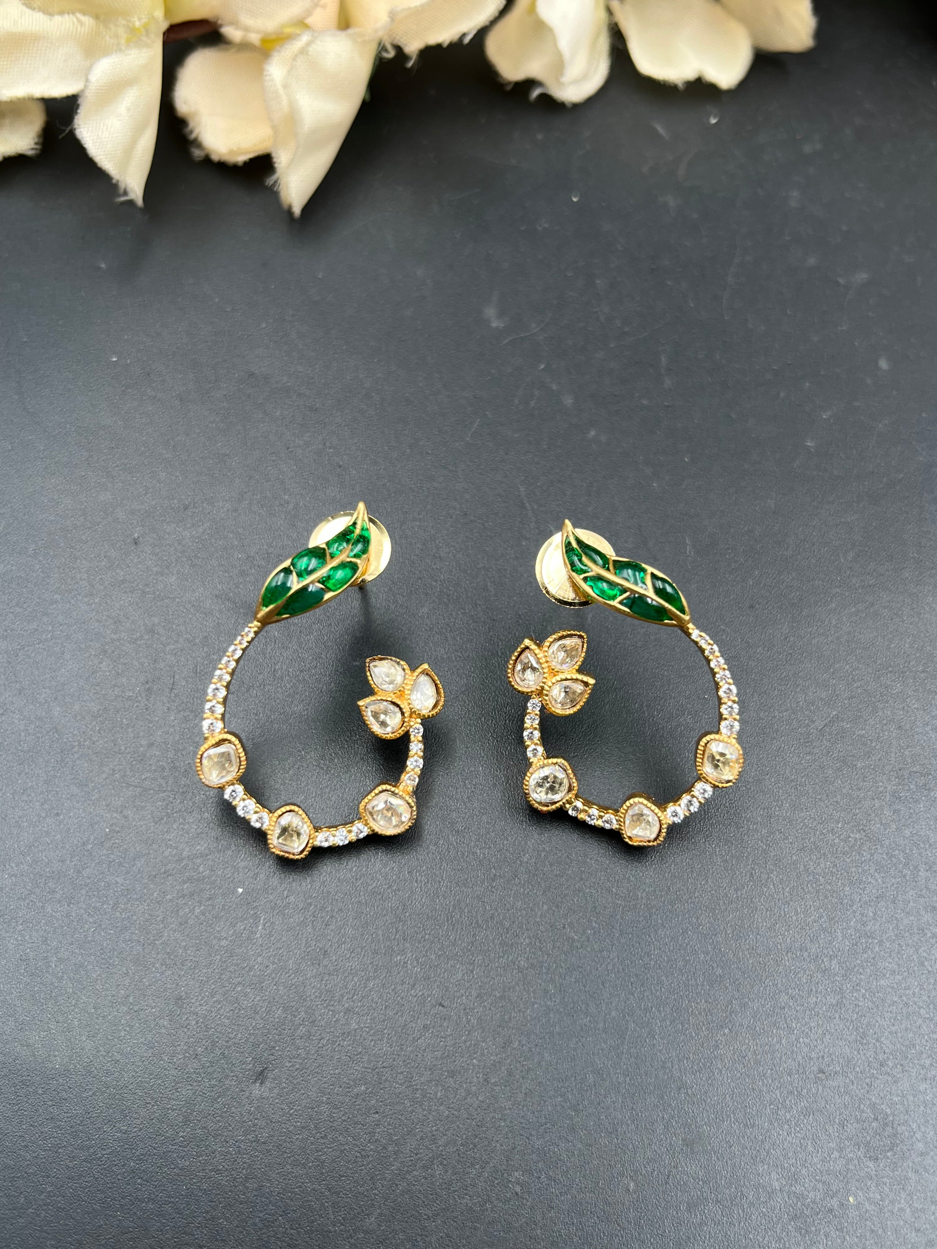 GUNJAN EARRING
