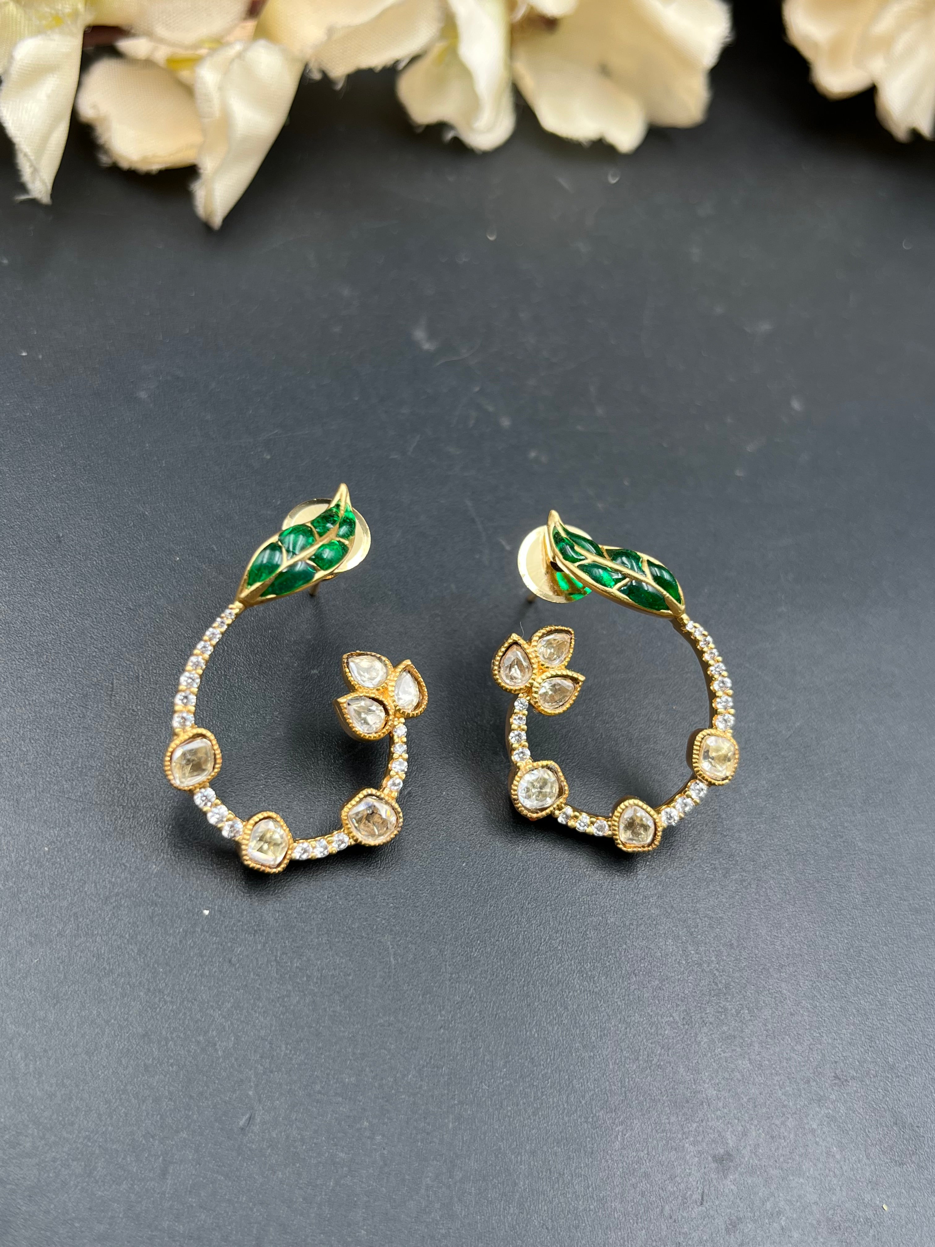 GUNJAN EARRING
