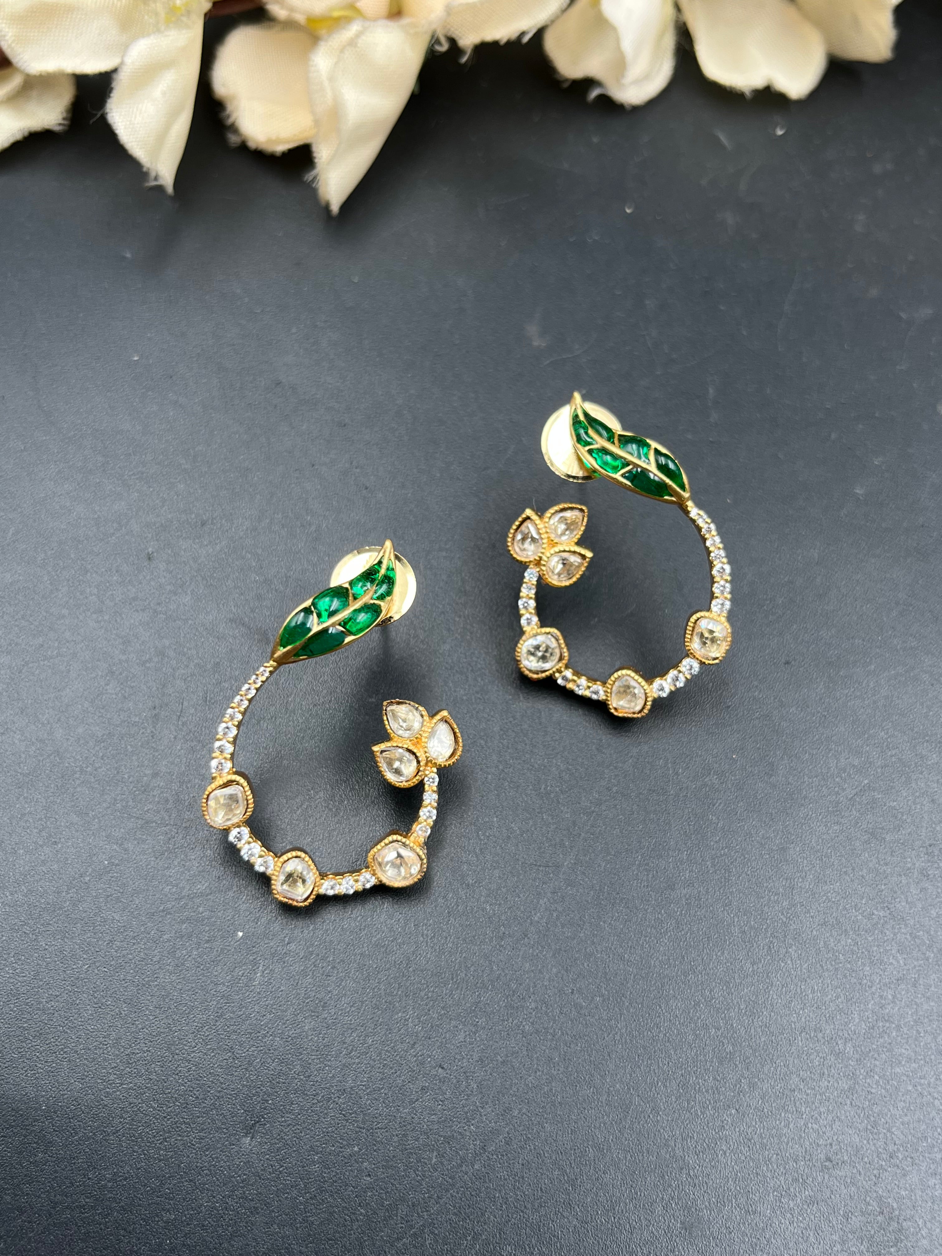 GUNJAN EARRING