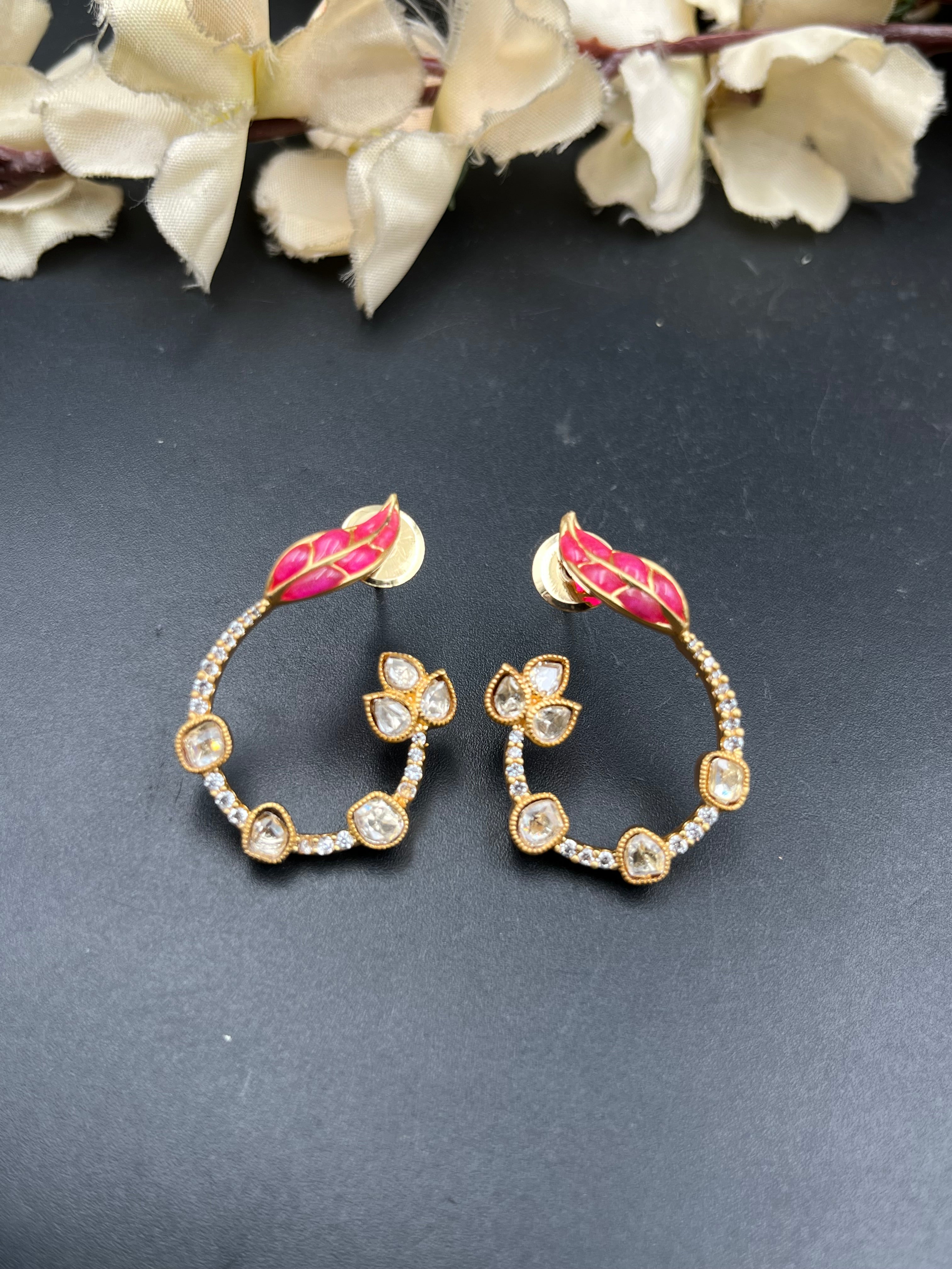 GUNJAN EARRING