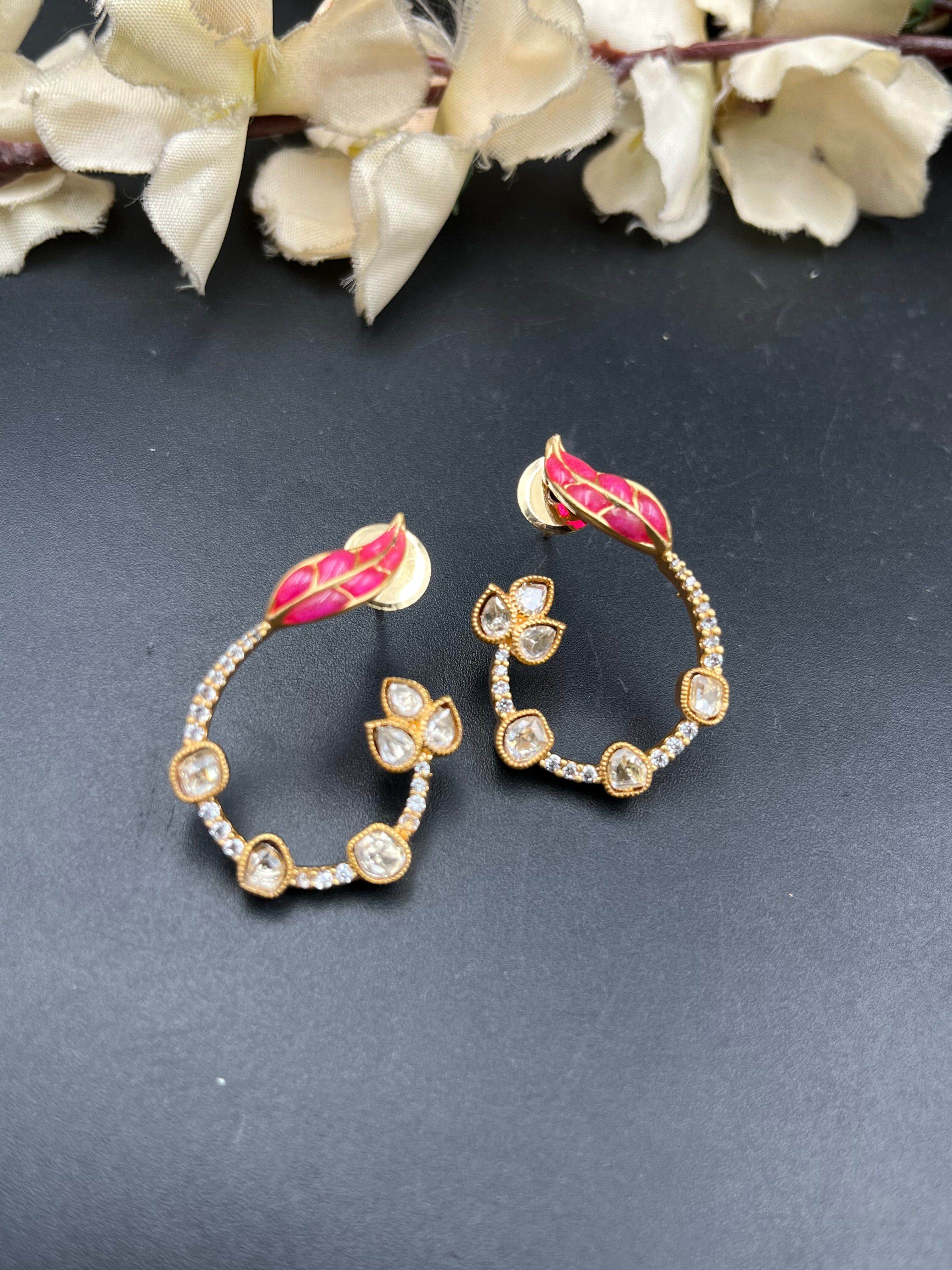 GUNJAN EARRING